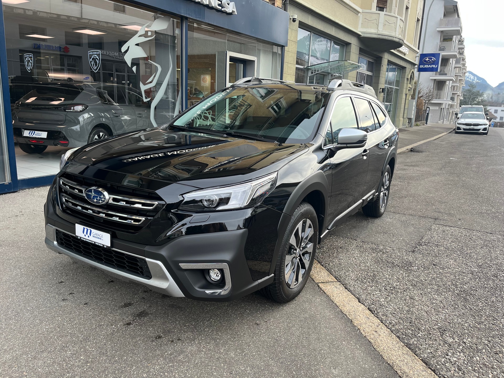 SUBARU Outback 2.5i Final Edition-showroom-element-1