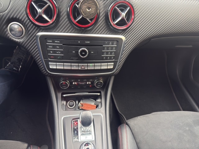 MERCEDES-BENZ A 45 AMG 4Matic Speedshift 7G-DCT-image-12