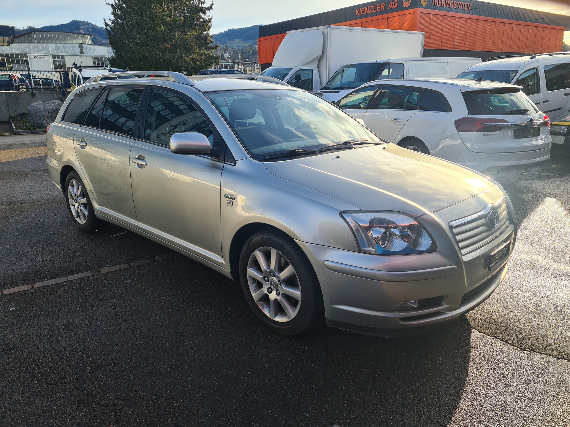TOYOTA Avensis 2.2D-4 D CleanPower Linea Sol Sportswagon