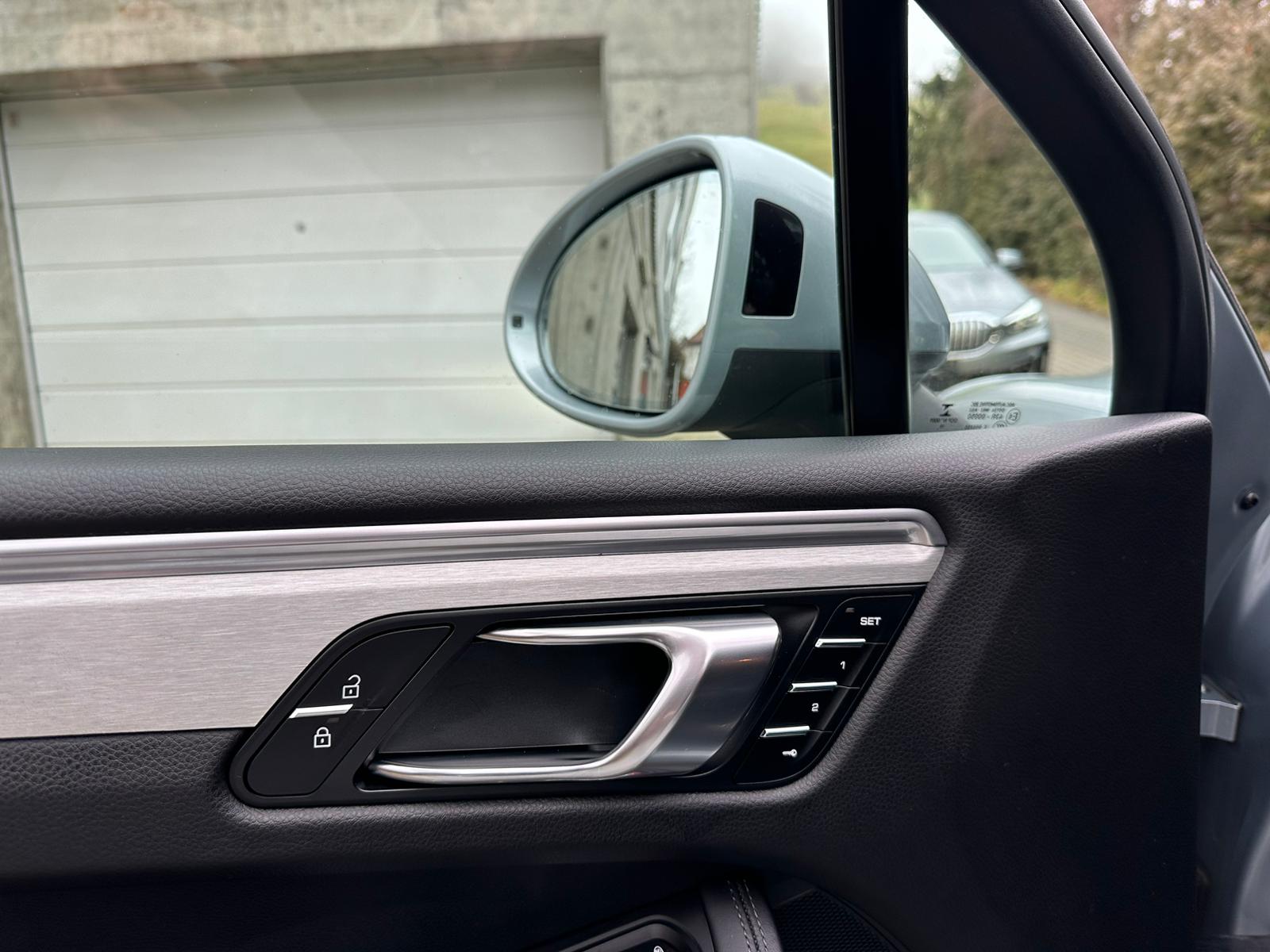 PORSCHE Macan PDK-image-10