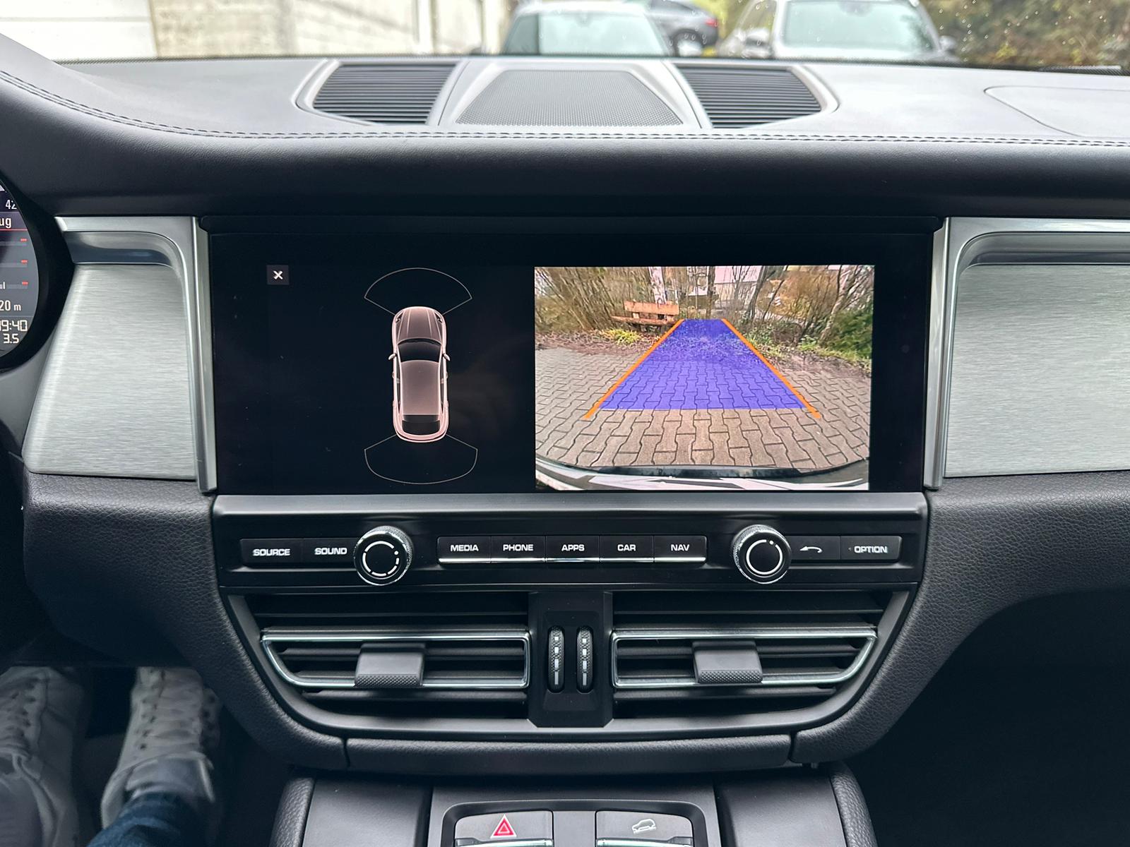 PORSCHE Macan PDK-image-21