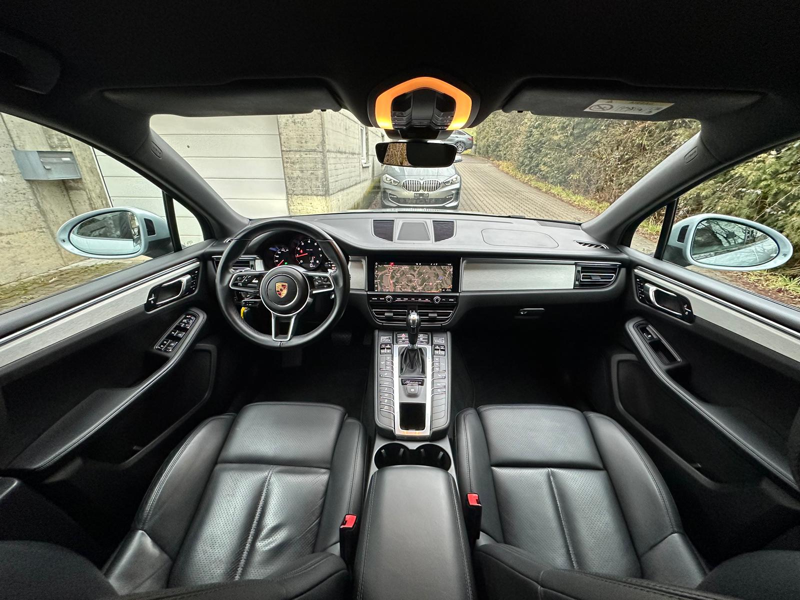 PORSCHE Macan PDK-image-19