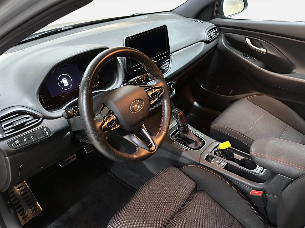 HYUNDAI i30 1.5 T-GDi N-Line-image-14