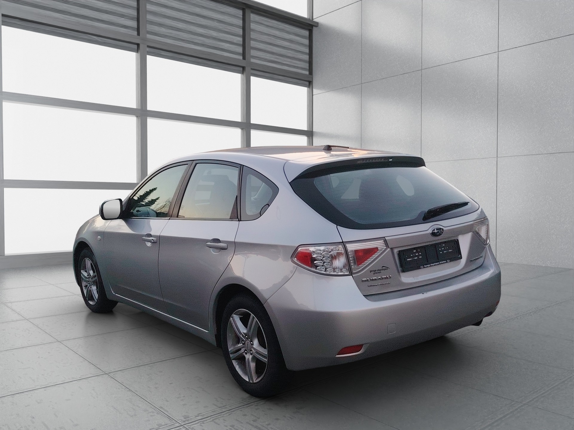 SUBARU Impreza 2.0R Limited S Automatic-image-5