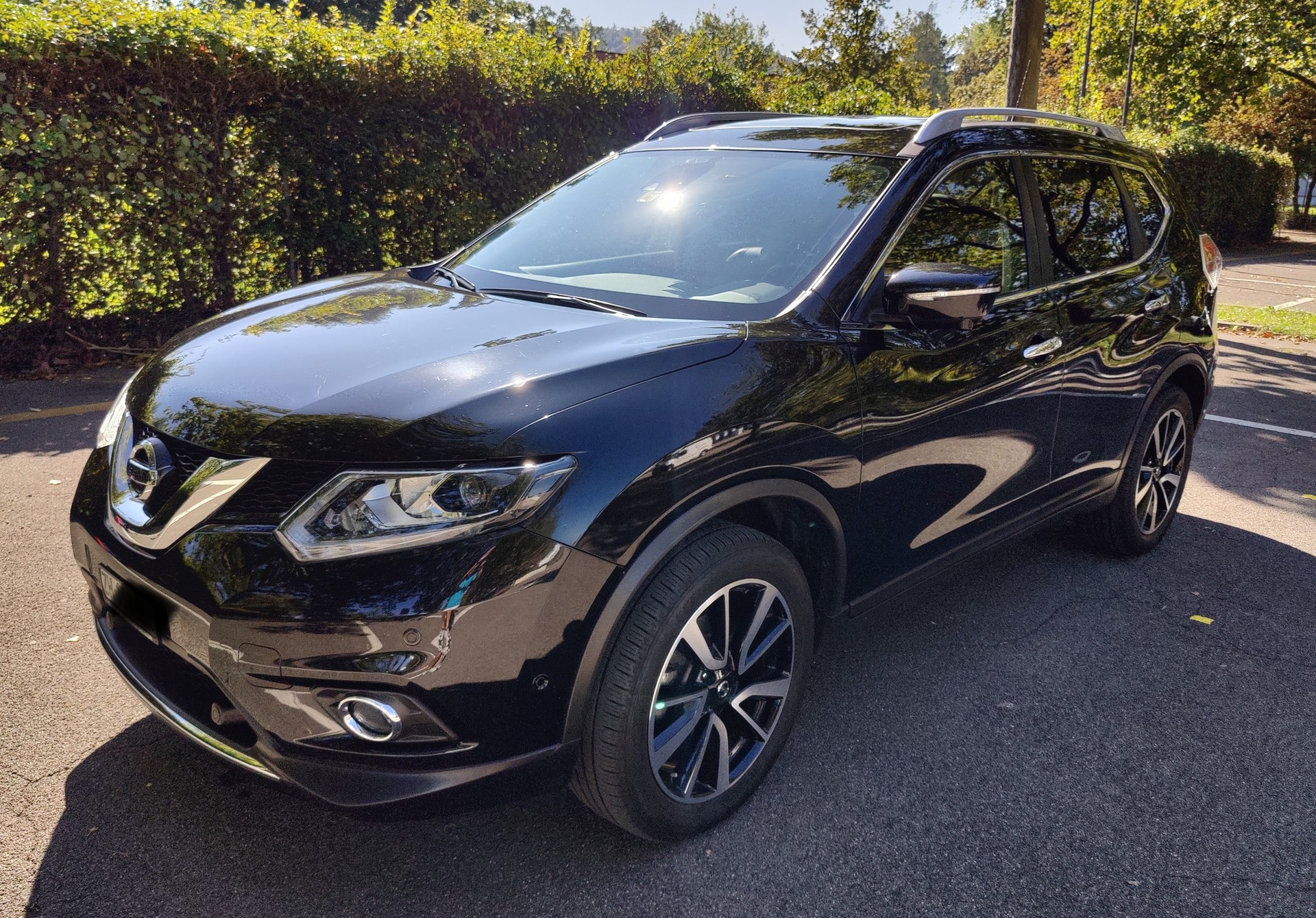 NISSAN X-Trail 2.0 dCi tekna Xtronic CVT mit MFK-image-0