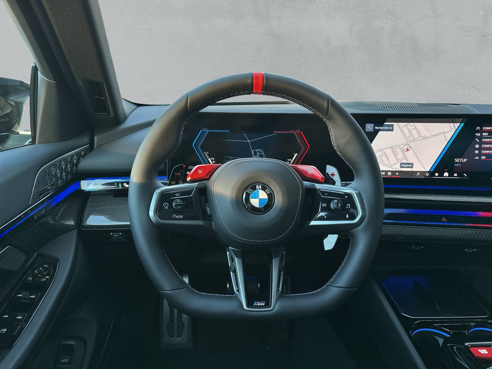 BMW M5 xDrive Touring-image-15