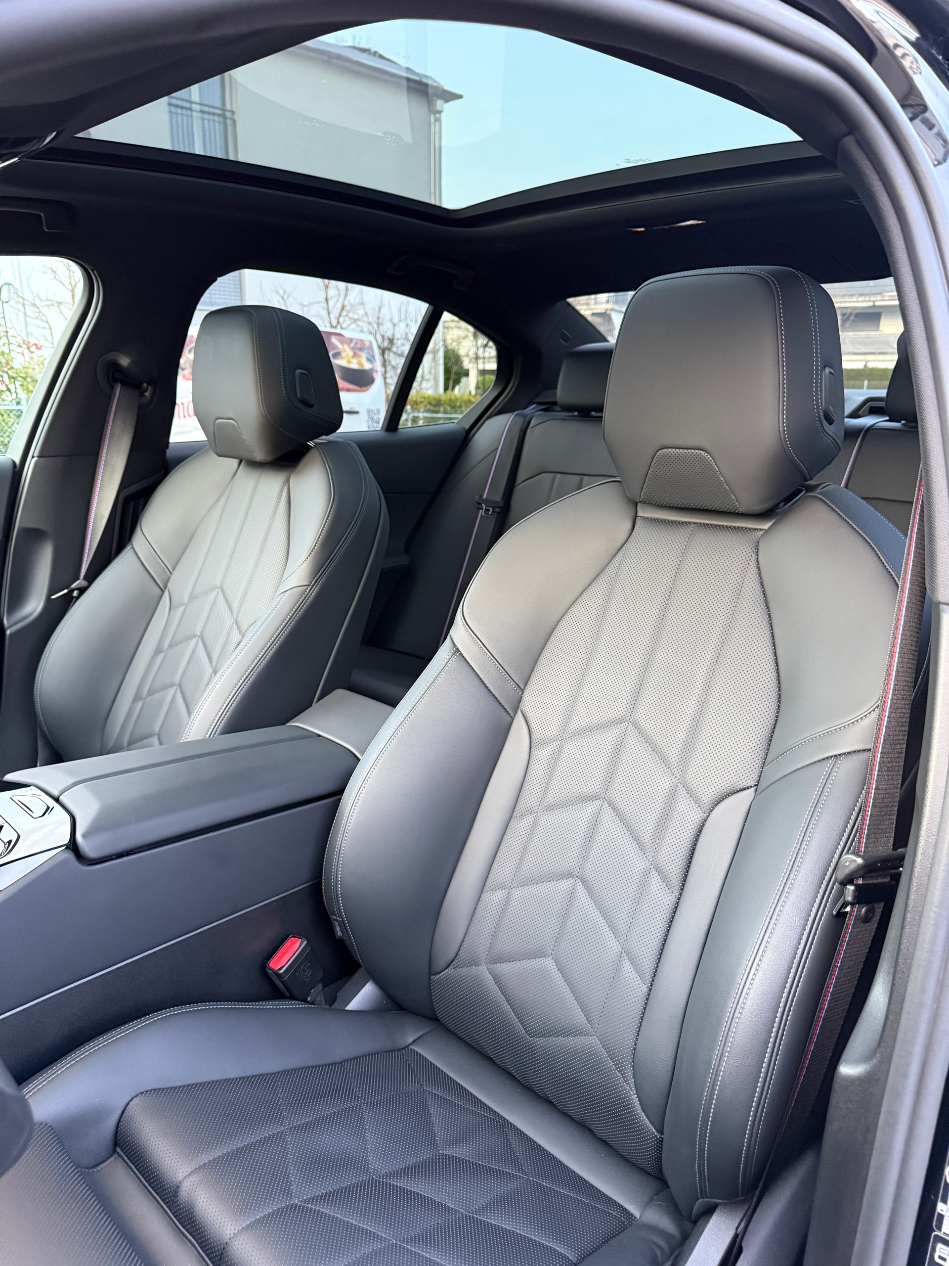 BMW 540D xDRIVE 48V M SPORT PRO STEPTRONIC*EL. PANORAMADACH*ICONIC GLOW*-image-14