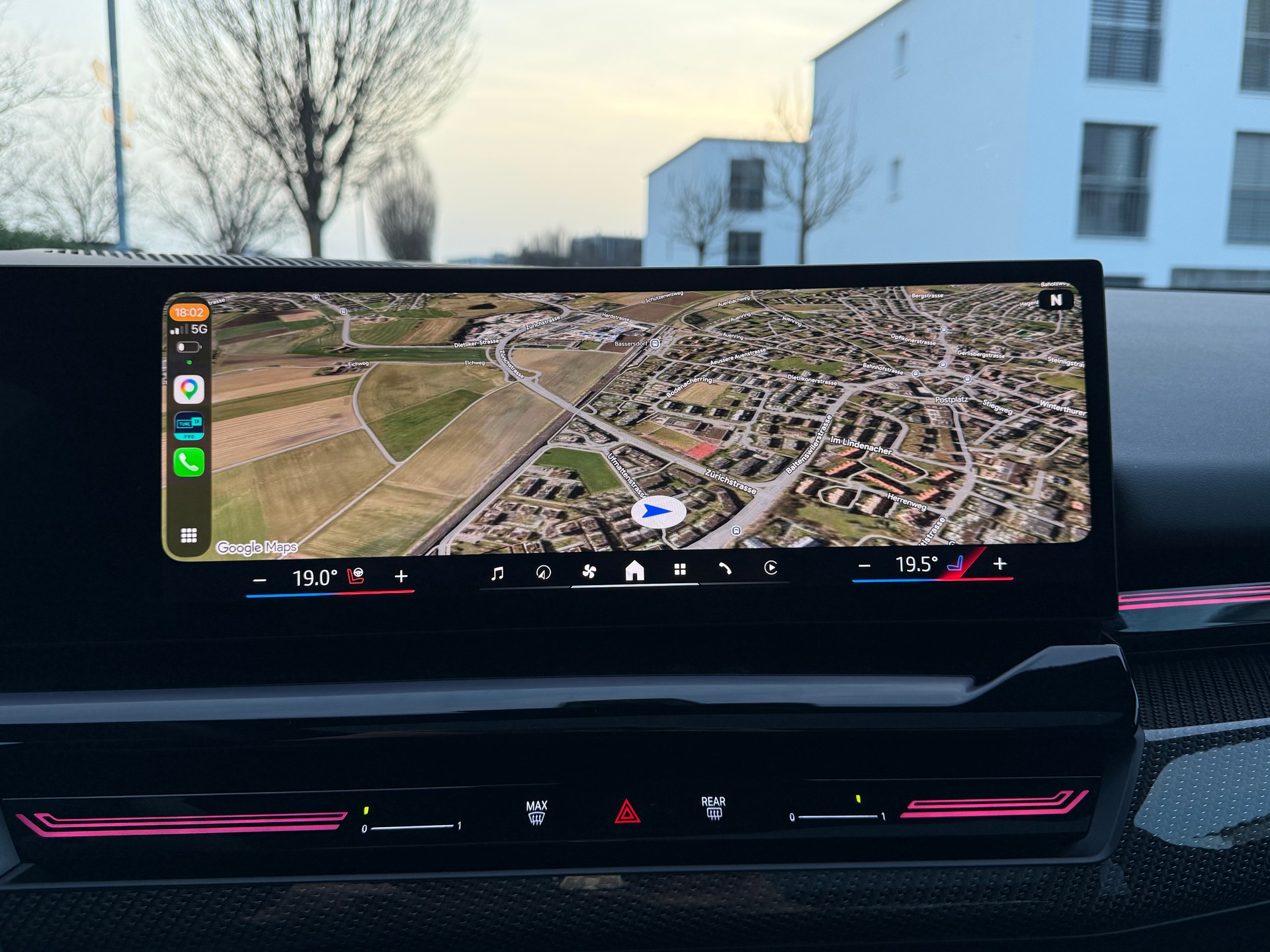 BMW 540D xDRIVE 48V M SPORT PRO STEPTRONIC*EL. PANORAMADACH*ICONIC GLOW*-image-21