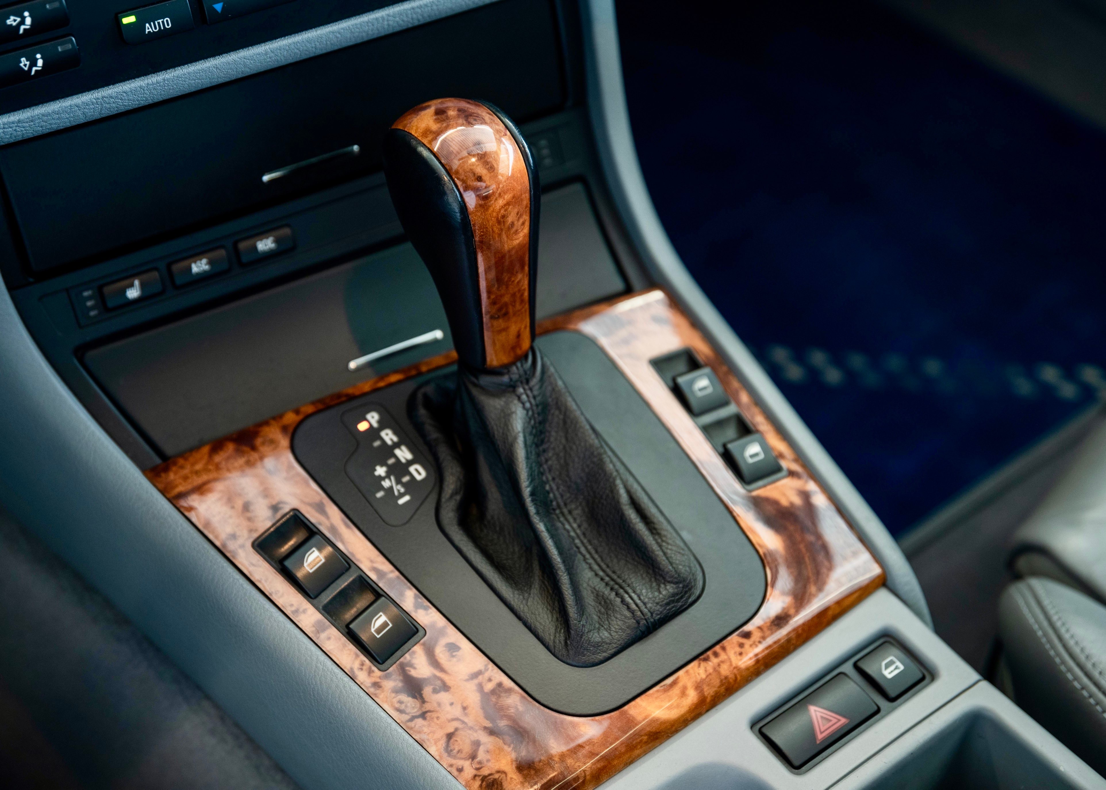 Image BMW-ALPINA 3-SERIES B3 3.3 Coupe (Swiss car, 2nd hand, fantastic condition, 1st paint, Limited edition 003/591, 100% original)