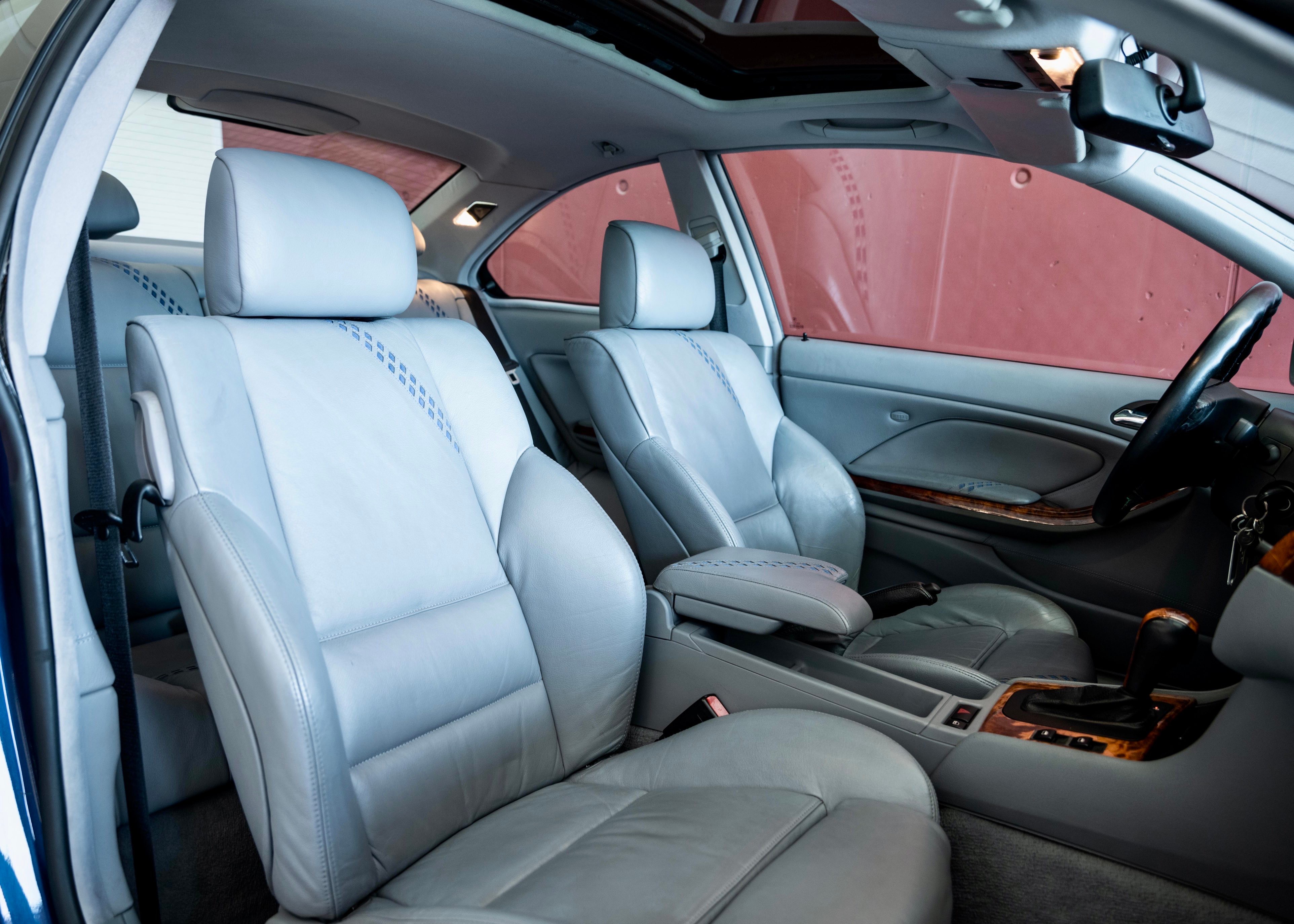 Image BMW-ALPINA 3-SERIES B3 3.3 Coupe (Swiss car, 2nd hand, fantastic condition, 1st paint, Limited edition 003/591, 100% original)