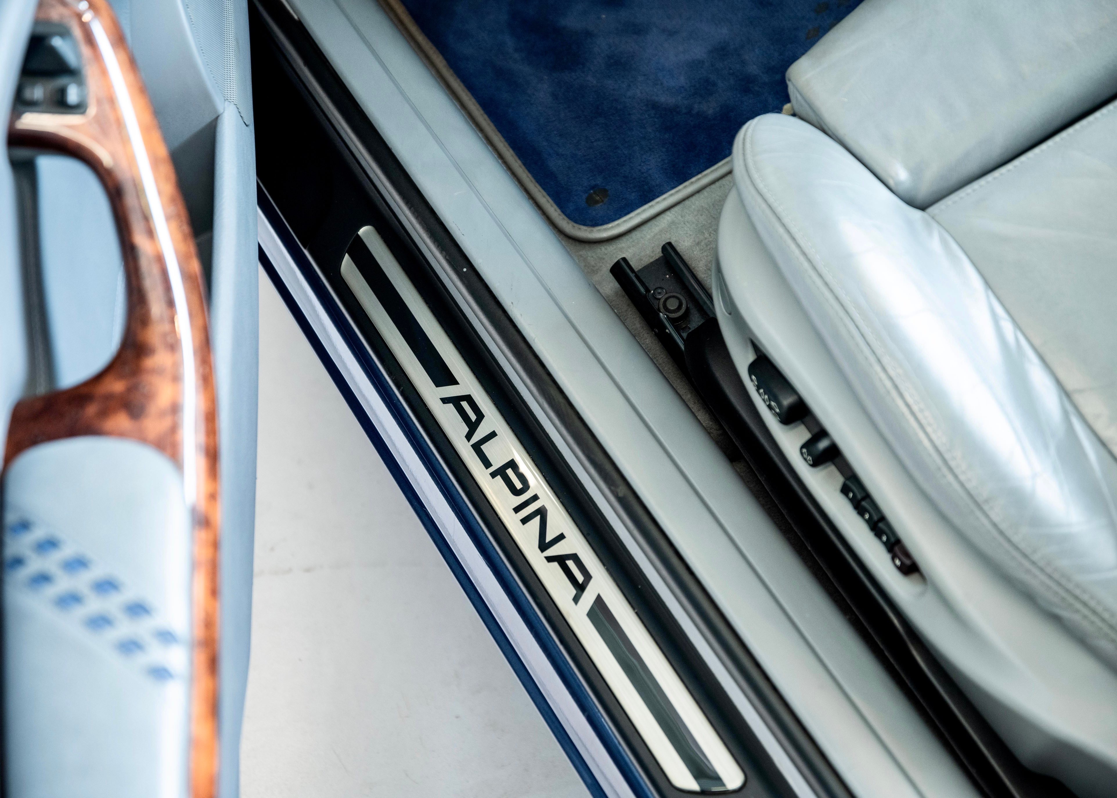 Image BMW-ALPINA 3-SERIES B3 3.3 Coupe (Swiss car, 2nd hand, fantastic condition, 1st paint, Limited edition 003/591, 100% original)