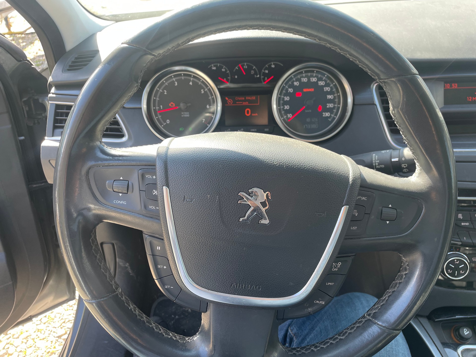 PEUGEOT 508 SW 1.6 16V T Allure-image-6