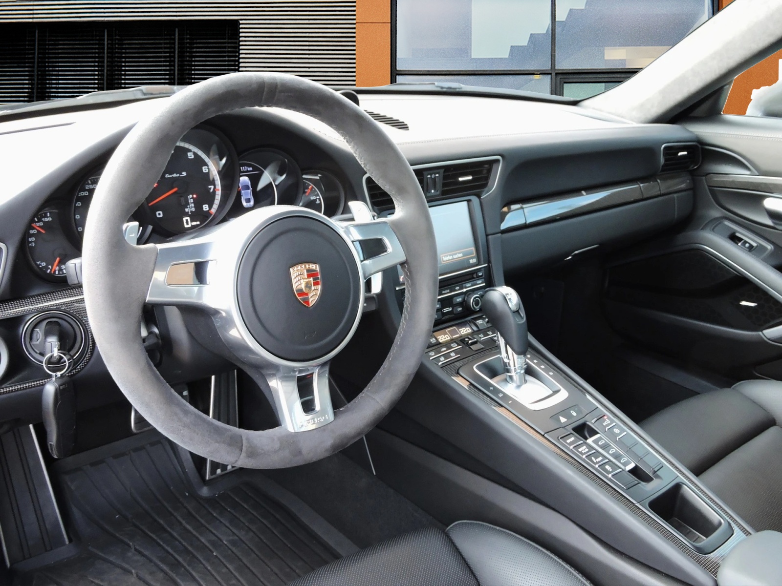 PORSCHE 911 Coupé 3.8 Turbo S PDK-image-7