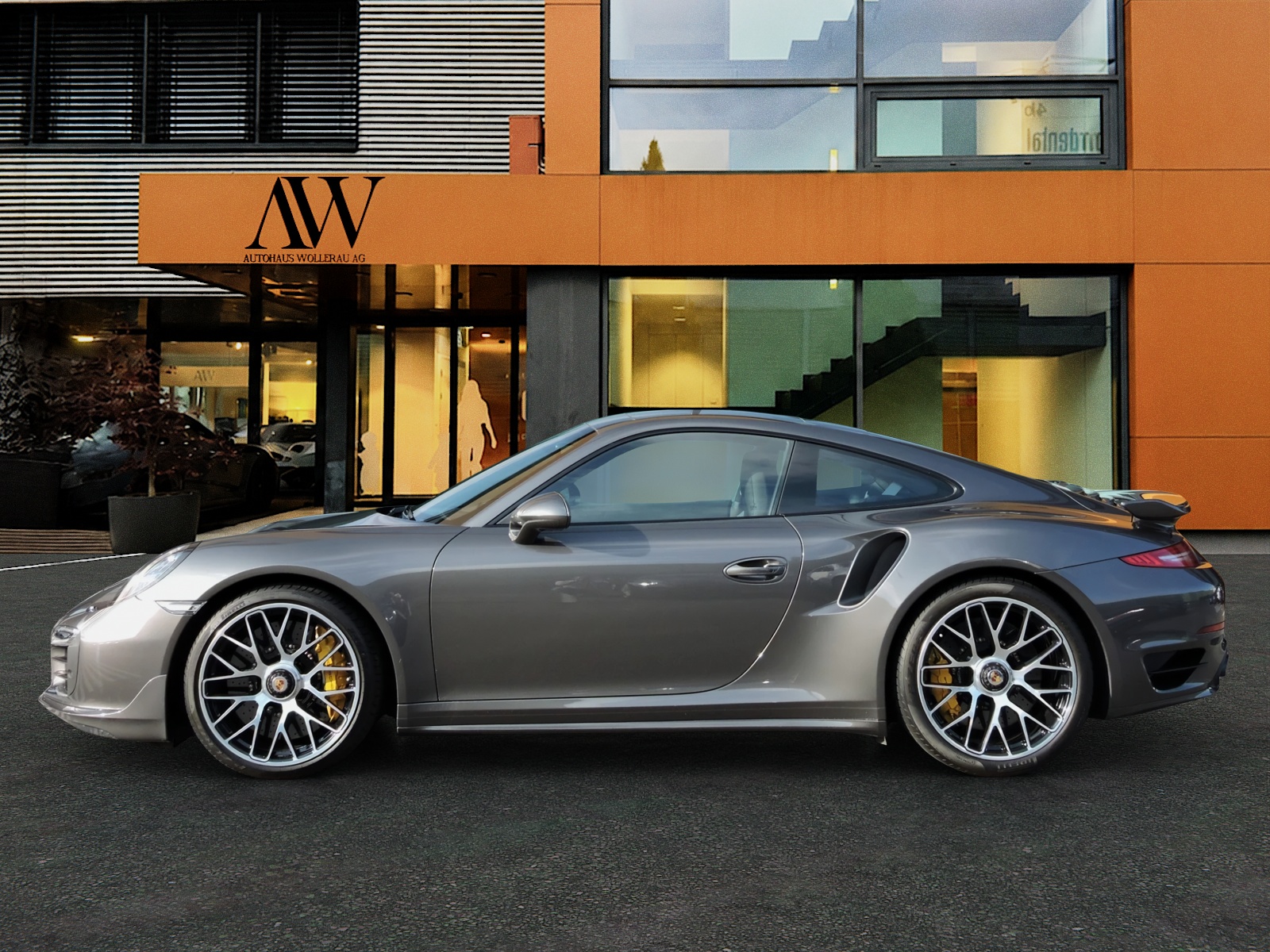 PORSCHE 911 Coupé 3.8 Turbo S PDK-image-4