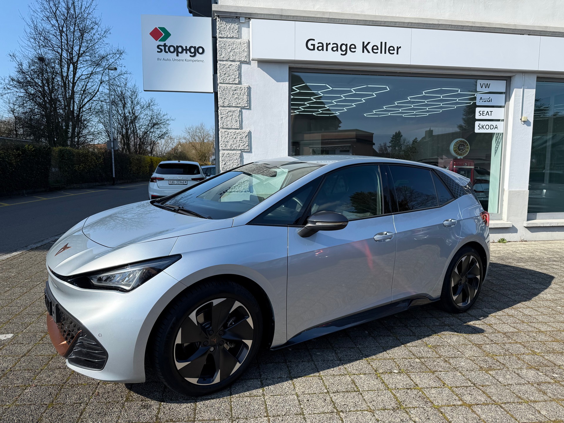 CUPRA Born 59 kWh e-Boost-image-1