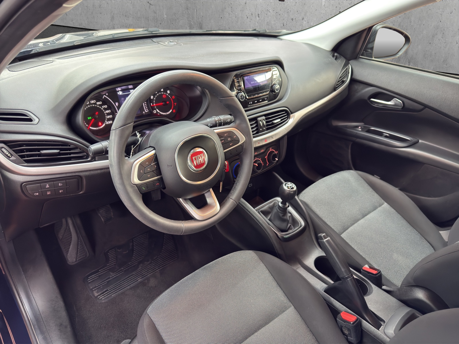FIAT Tipo 1.4T Pop-image-5