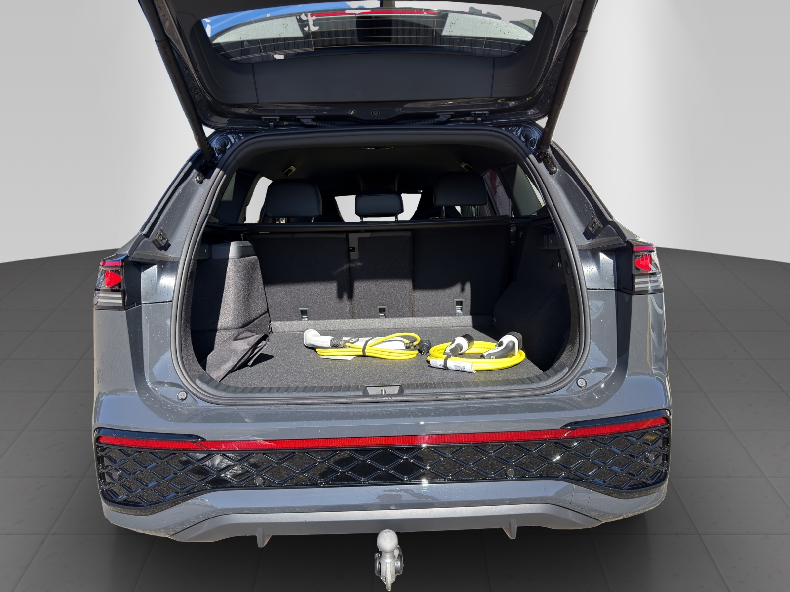 VW Tayron 1.5 TSI evo2 eHybrid R-Line DSG-image-11