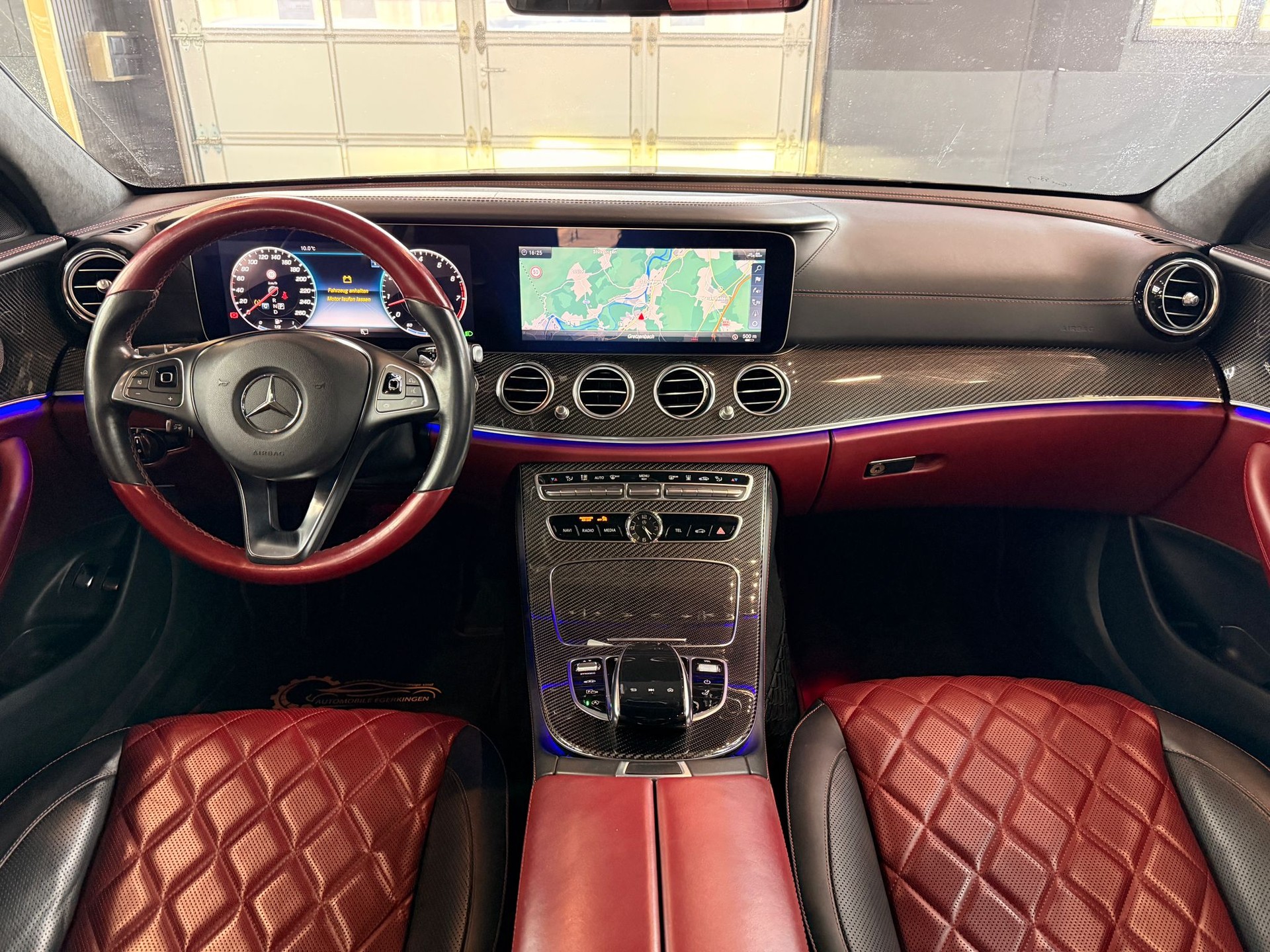 MERCEDES-BENZ E 400 Exclusive 4 Matic 9G-Tronic-image-14