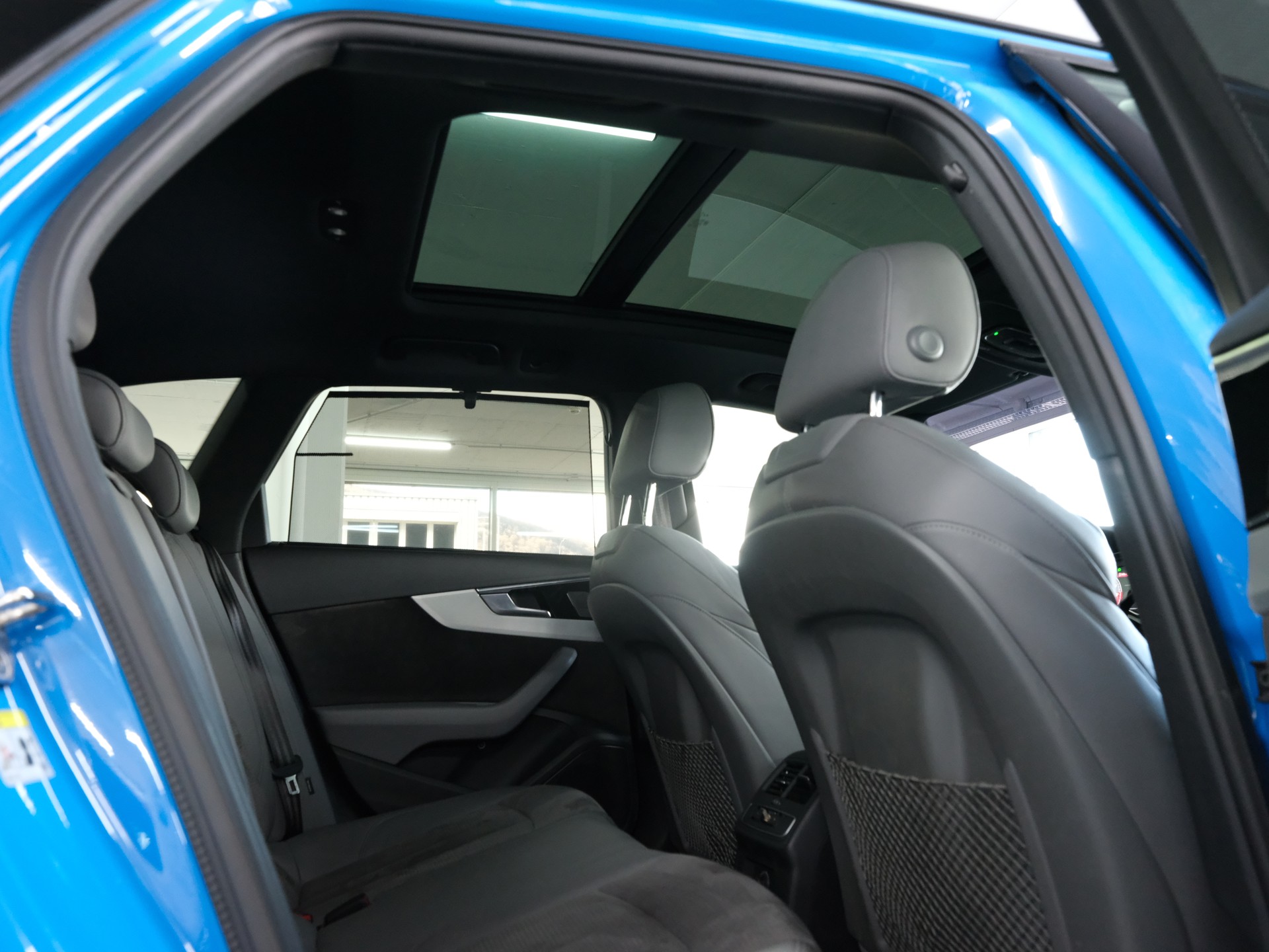 AUDI A4 Limousine 45 TFSI S line S-tronic quattro-image-21