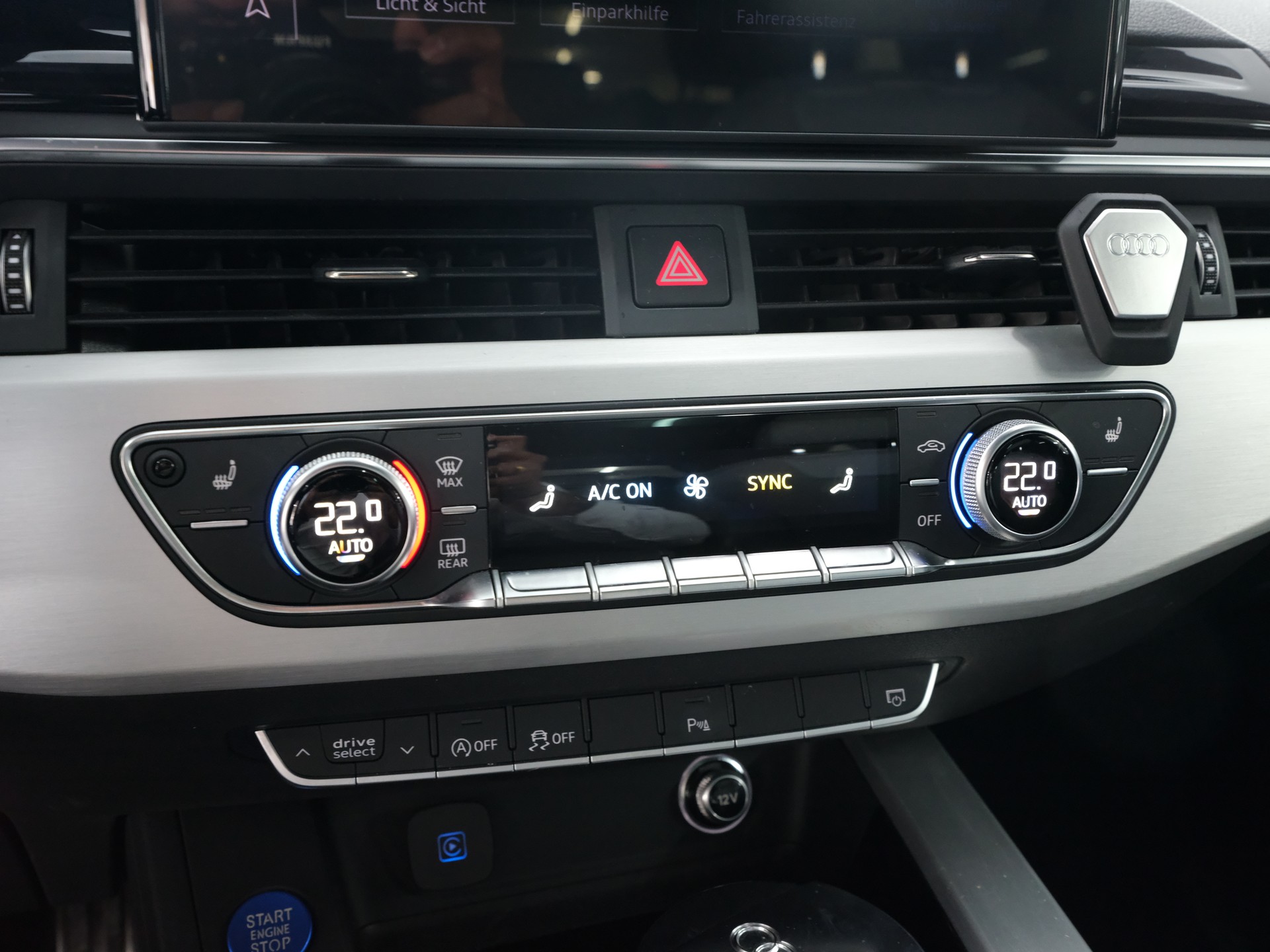 AUDI A4 Limousine 45 TFSI S line S-tronic quattro-image-16
