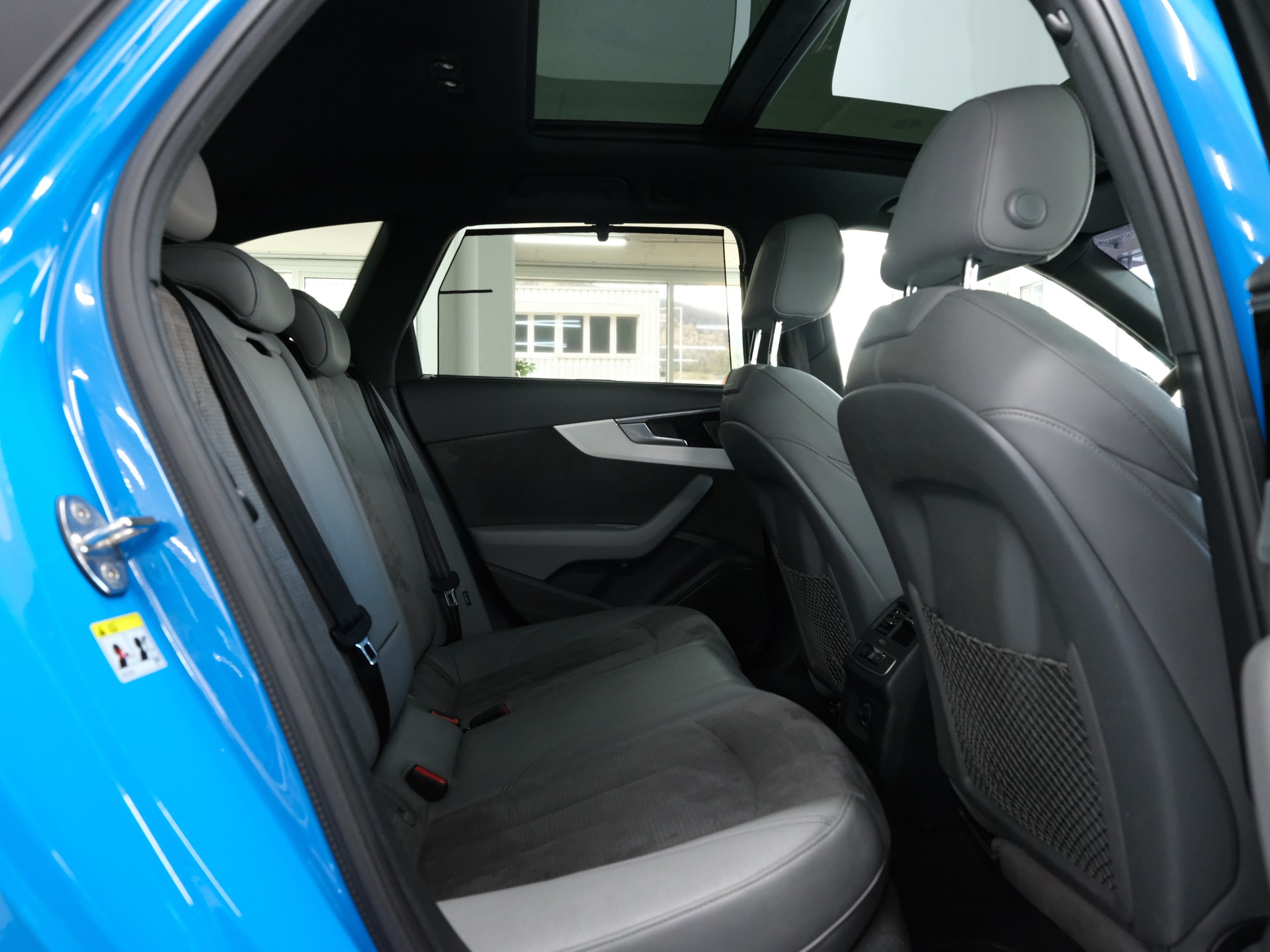 AUDI A4 Limousine 45 TFSI S line S-tronic quattro-image-20