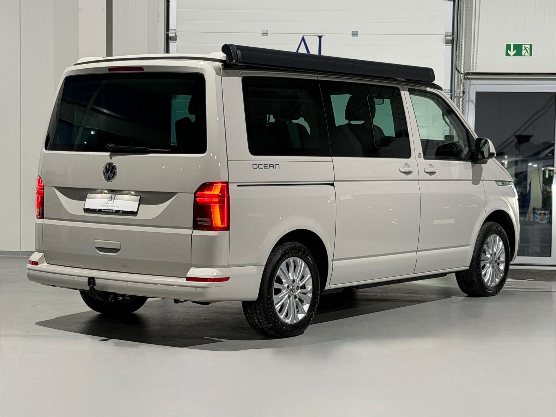 VW T6.1 California 2.0 TDI Ocean Liberty DSG Ascotgrau (CH) AHK 2.3T-image-10