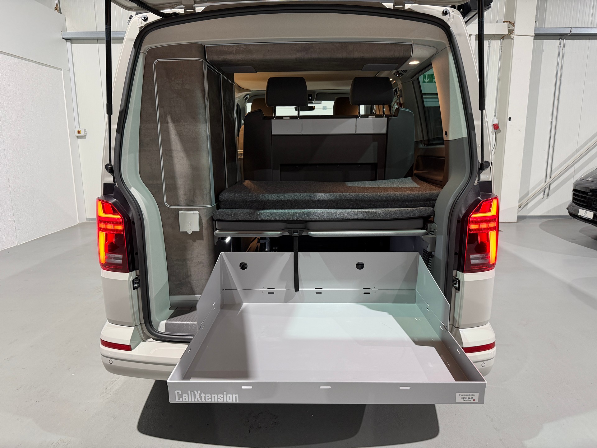 VW T6.1 California 2.0 TDI Ocean Liberty DSG Ascotgrau (CH) AHK 2.3T-image-25