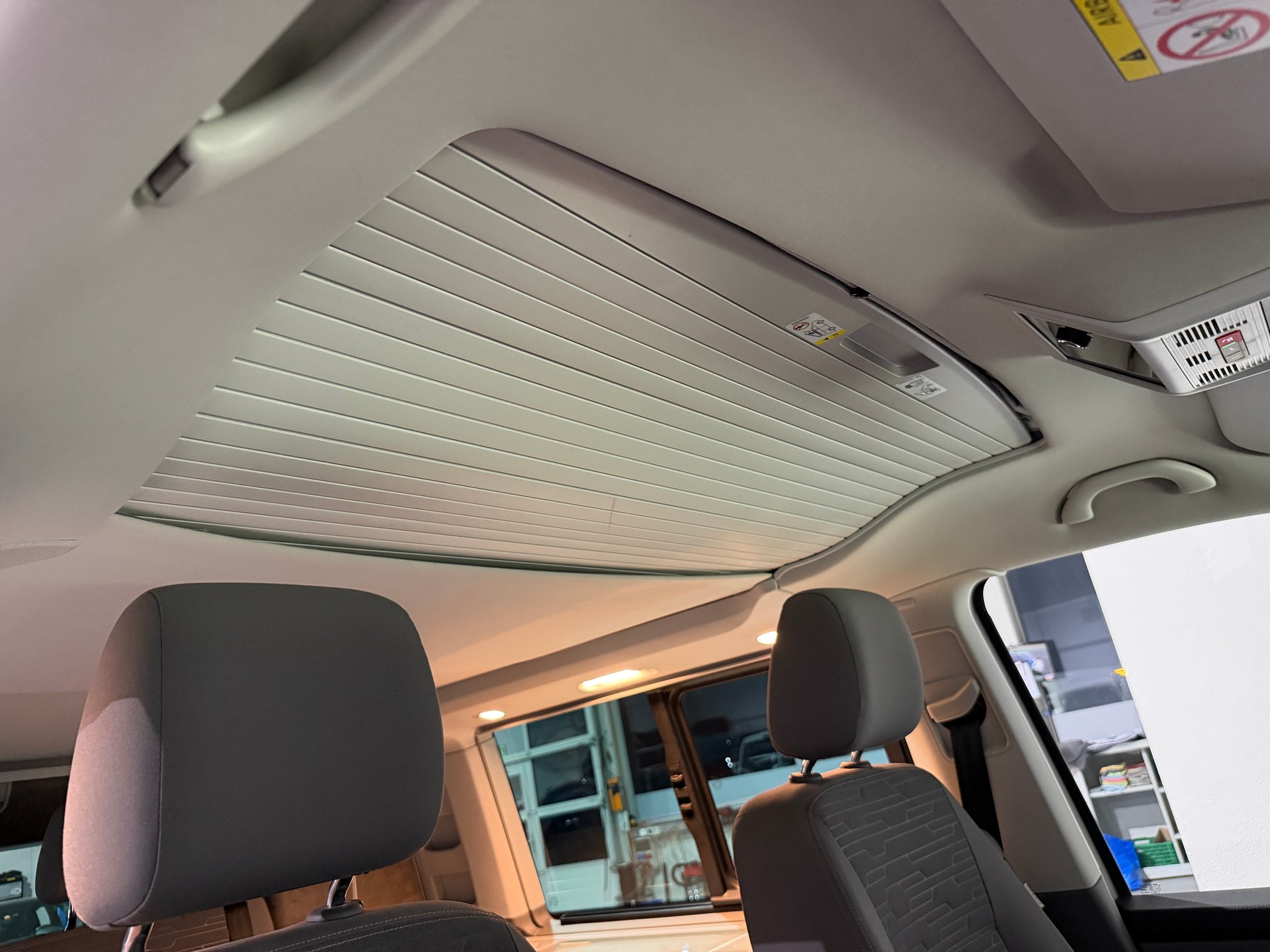 VW T6.1 California 2.0 TDI Ocean Liberty DSG Ascotgrau (CH) AHK 2.3T-image-20