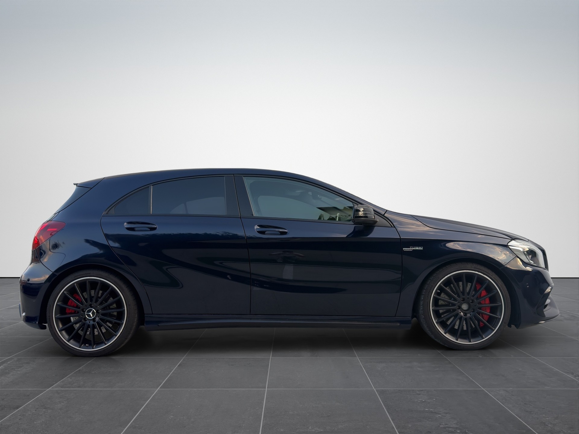 MERCEDES-BENZ A 45 AMG 4Matic Speedshift 7G-DCT-image-6