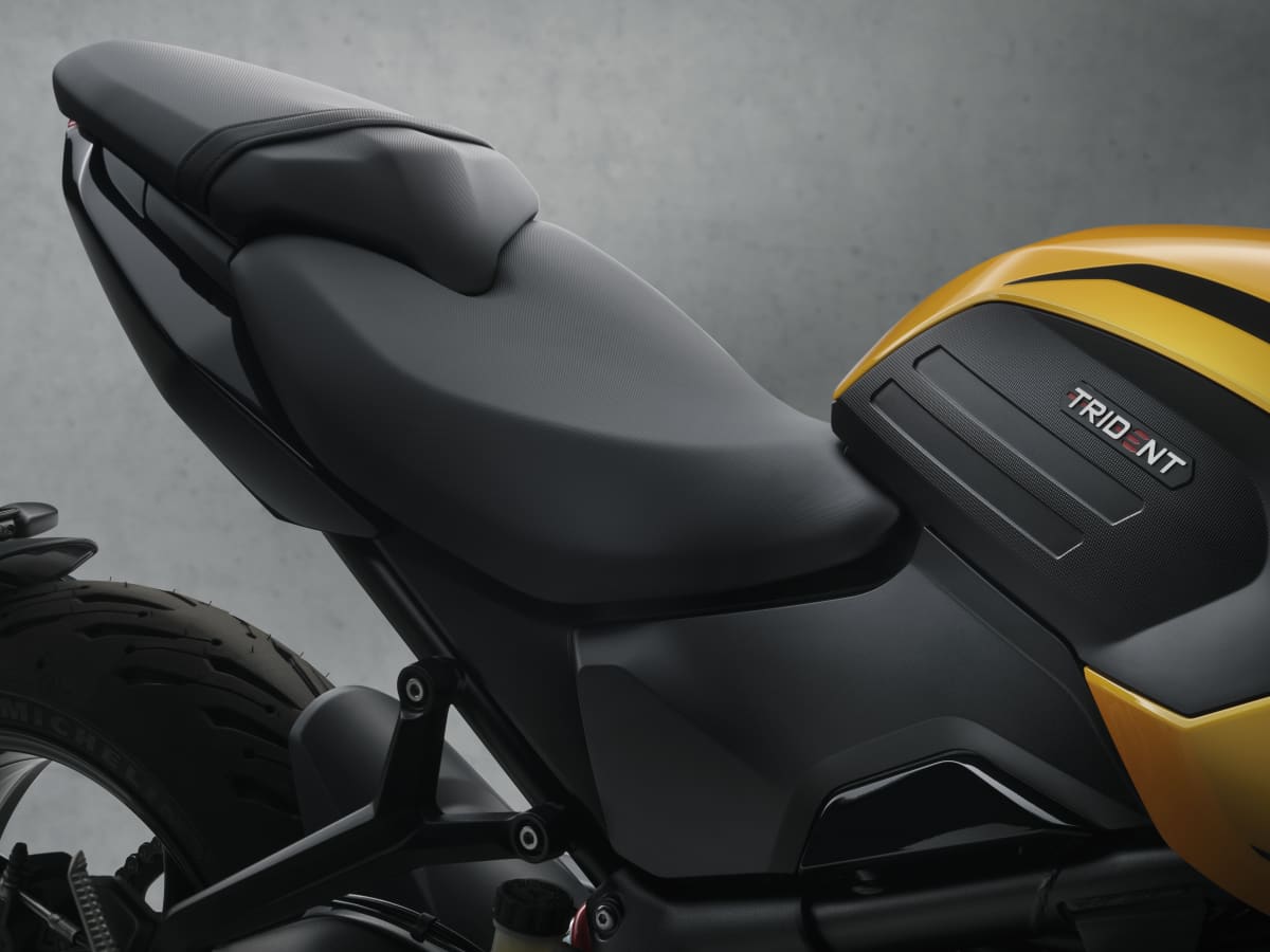 TRIUMPH TRIUMPH TRIDENT 660-image-11