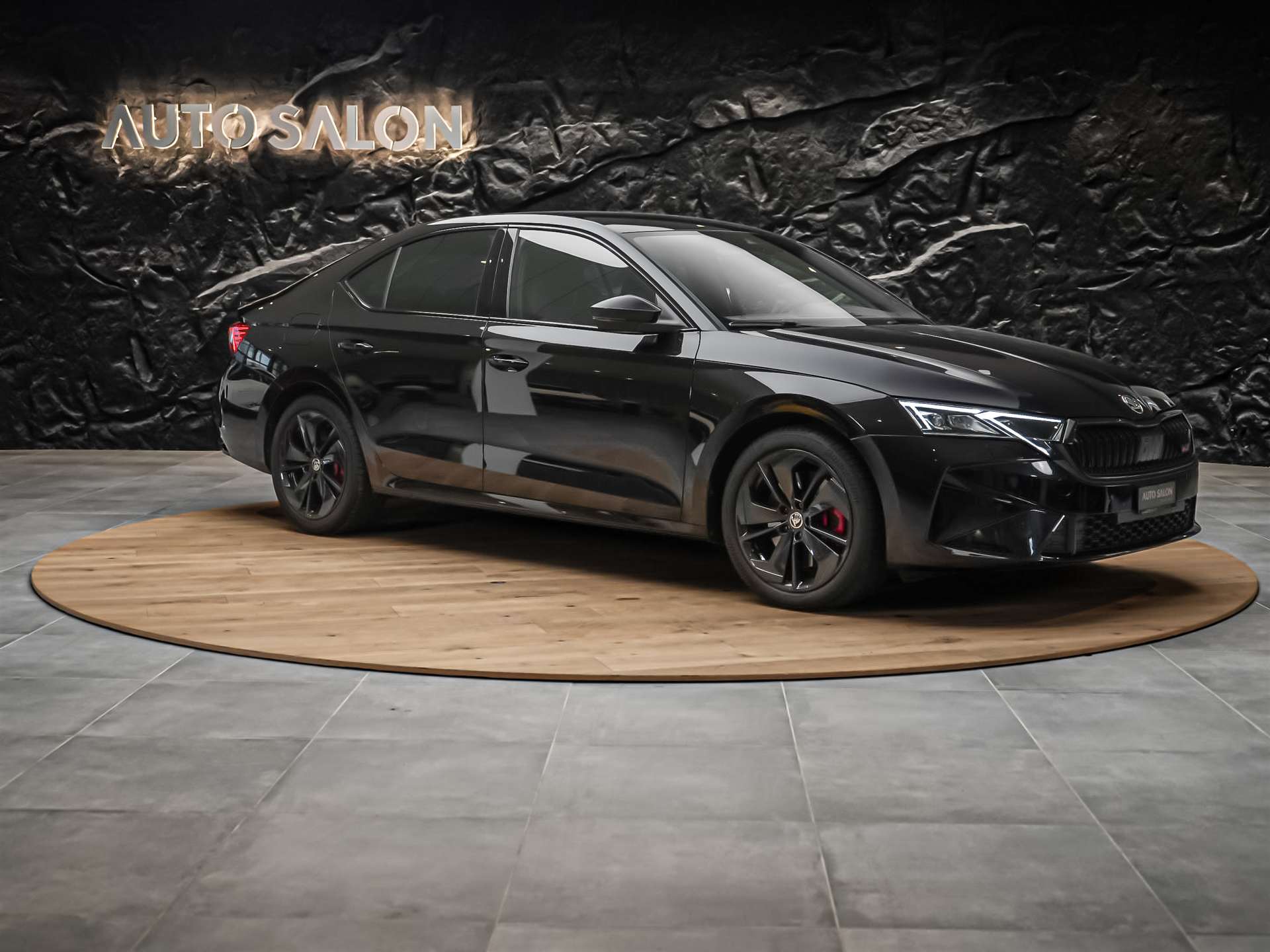 SKODA Octavia Limousine 2.0 TSI DSG RS *Facelift*All Black*RS Sportsitze*-image-5