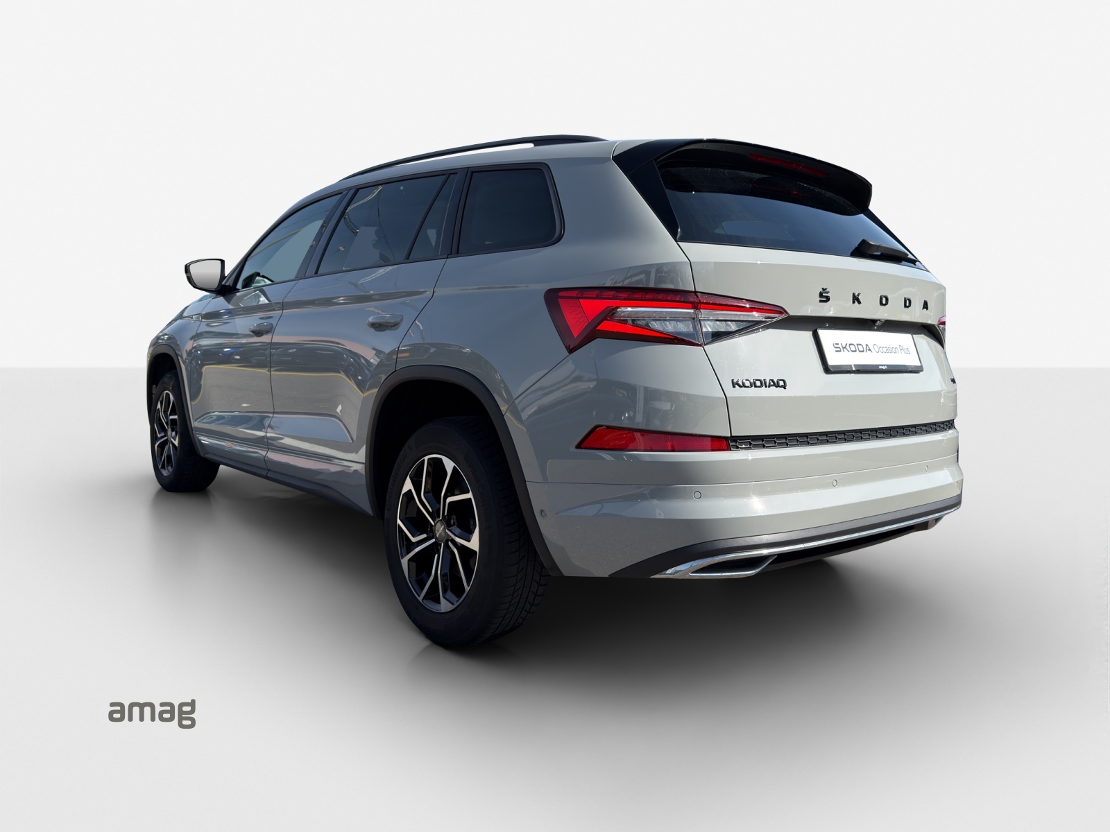 SKODA Kodiaq 2.0 TSI 4x4 SportLine-image-2