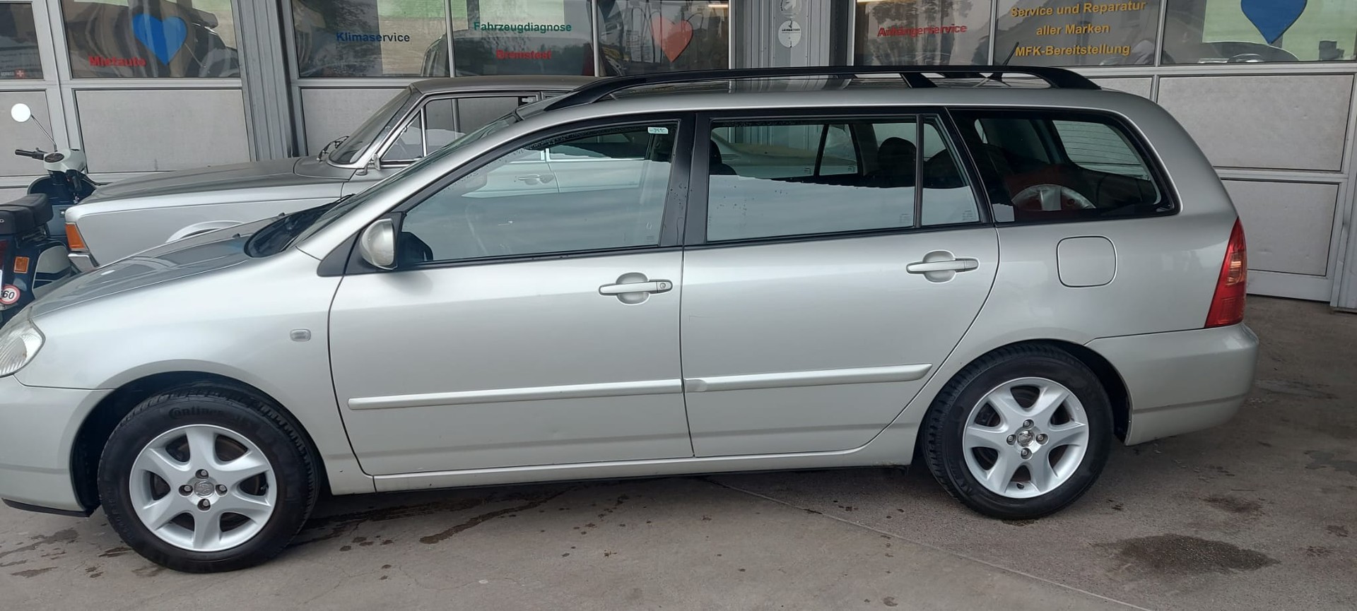 TOYOTA Corolla Wagon 2.0 D4D Linea Terra-image-0