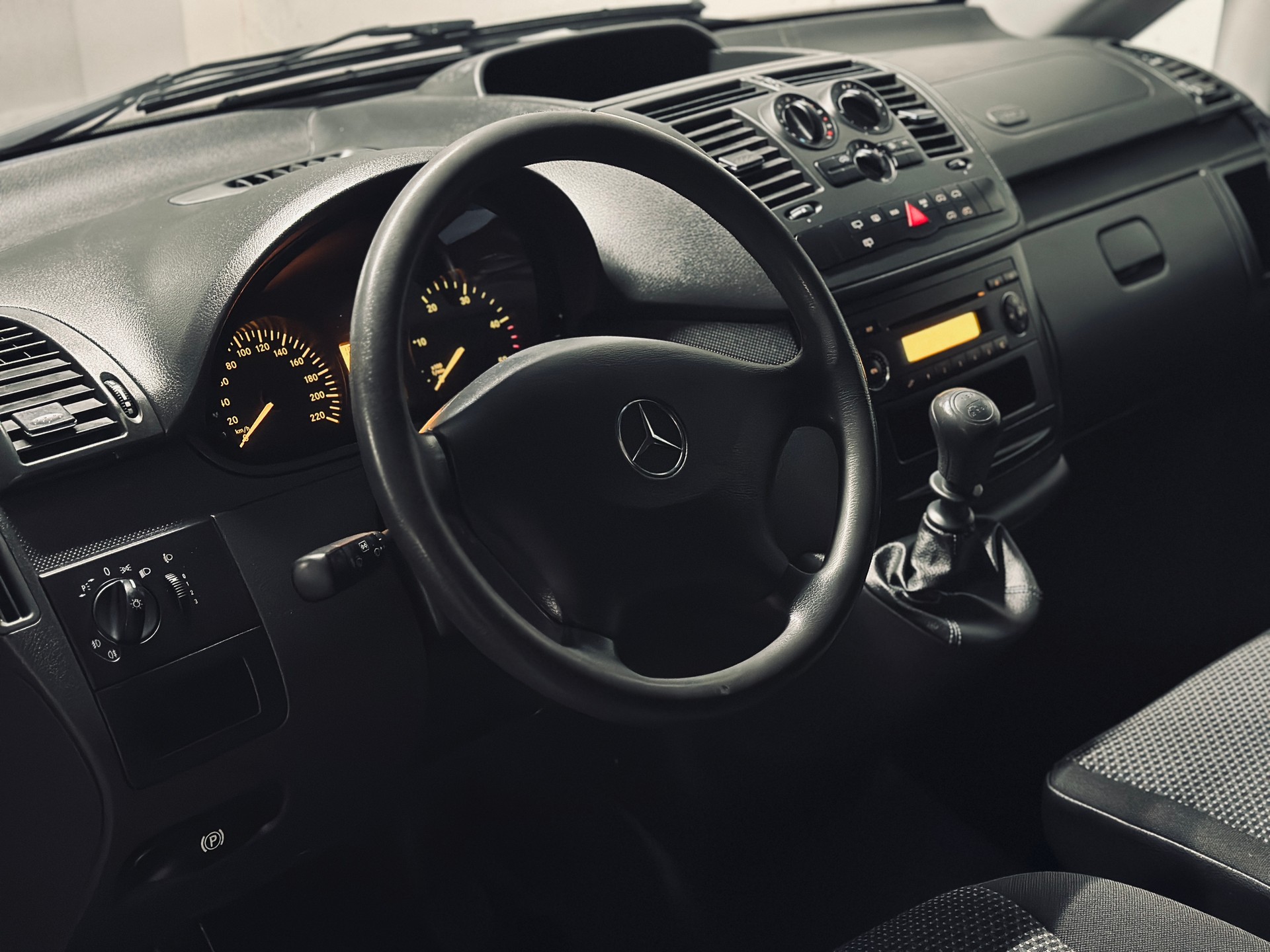 MERCEDES-BENZ Vito 113 CDI Blue Efficiency L-image-10