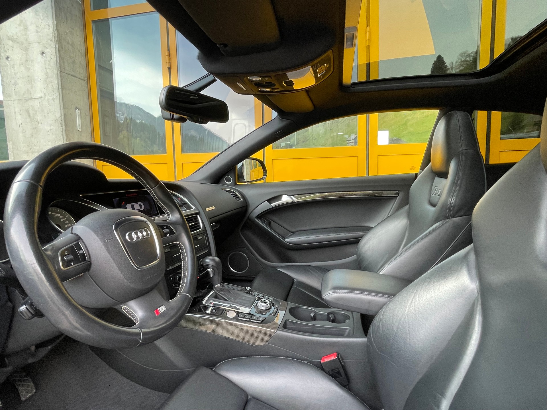 AUDI S5 Coupé 4.2 FSI quattro tiptronic-image-11