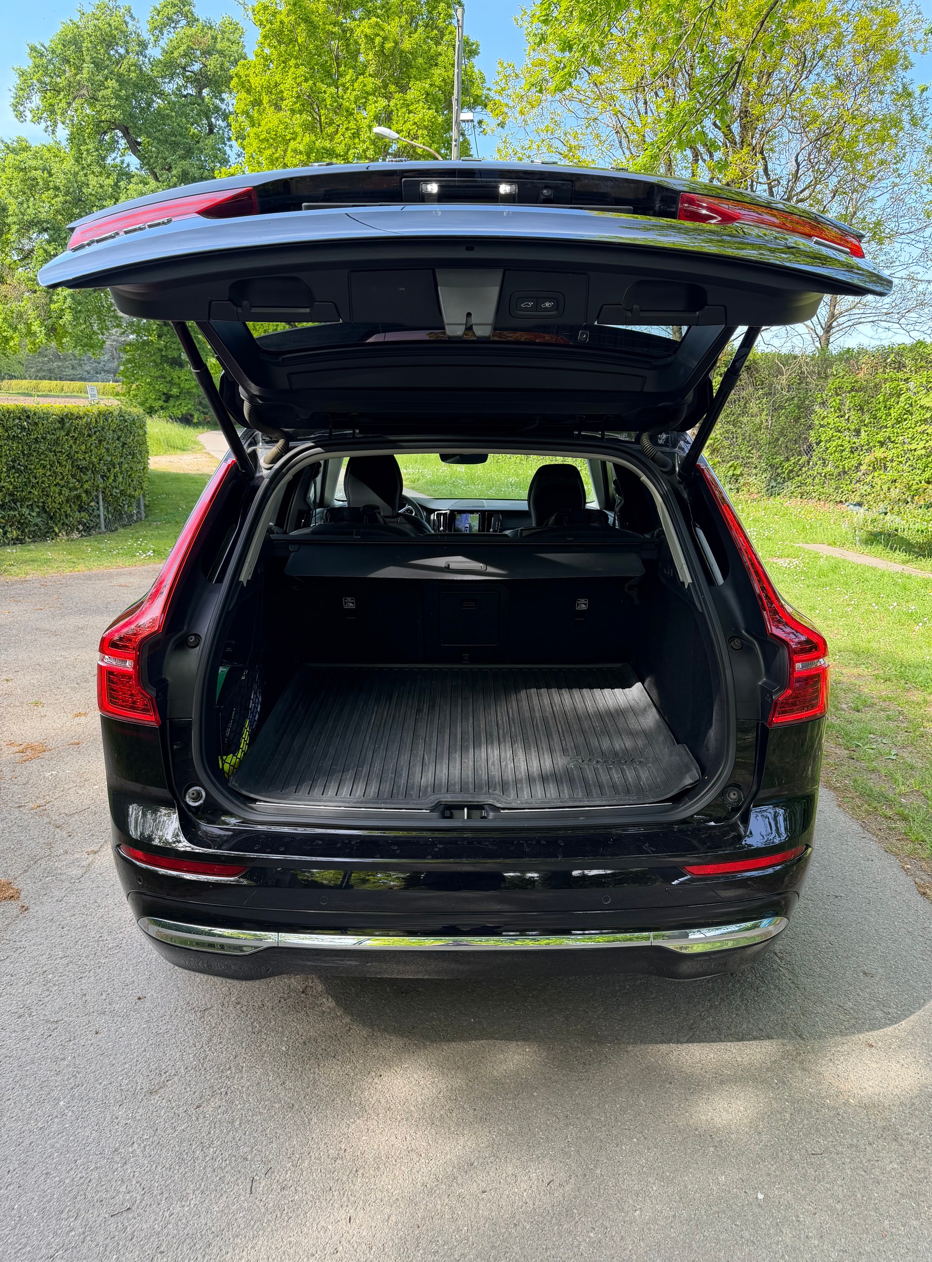 VOLVO XC60 T8 eAWD PluginHybrid Inscription Geartronic-image-5