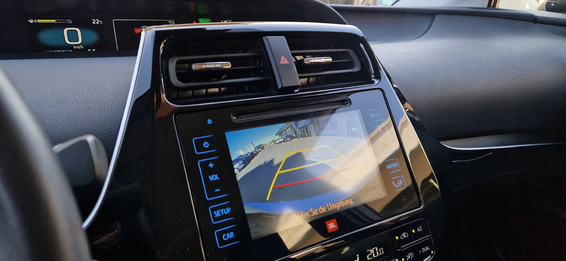 TOYOTA Prius 1.8 VVTi HSD Sol Premium-image-8