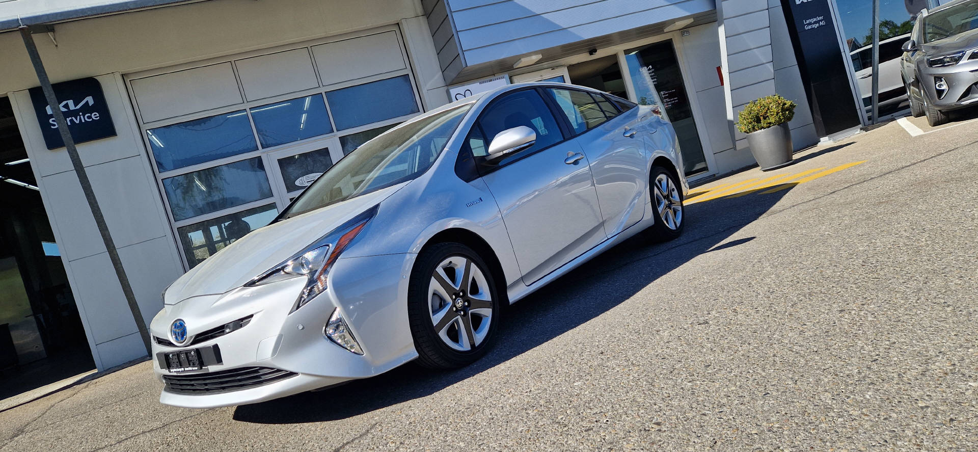 TOYOTA Prius 1.8 VVTi HSD Sol Premium