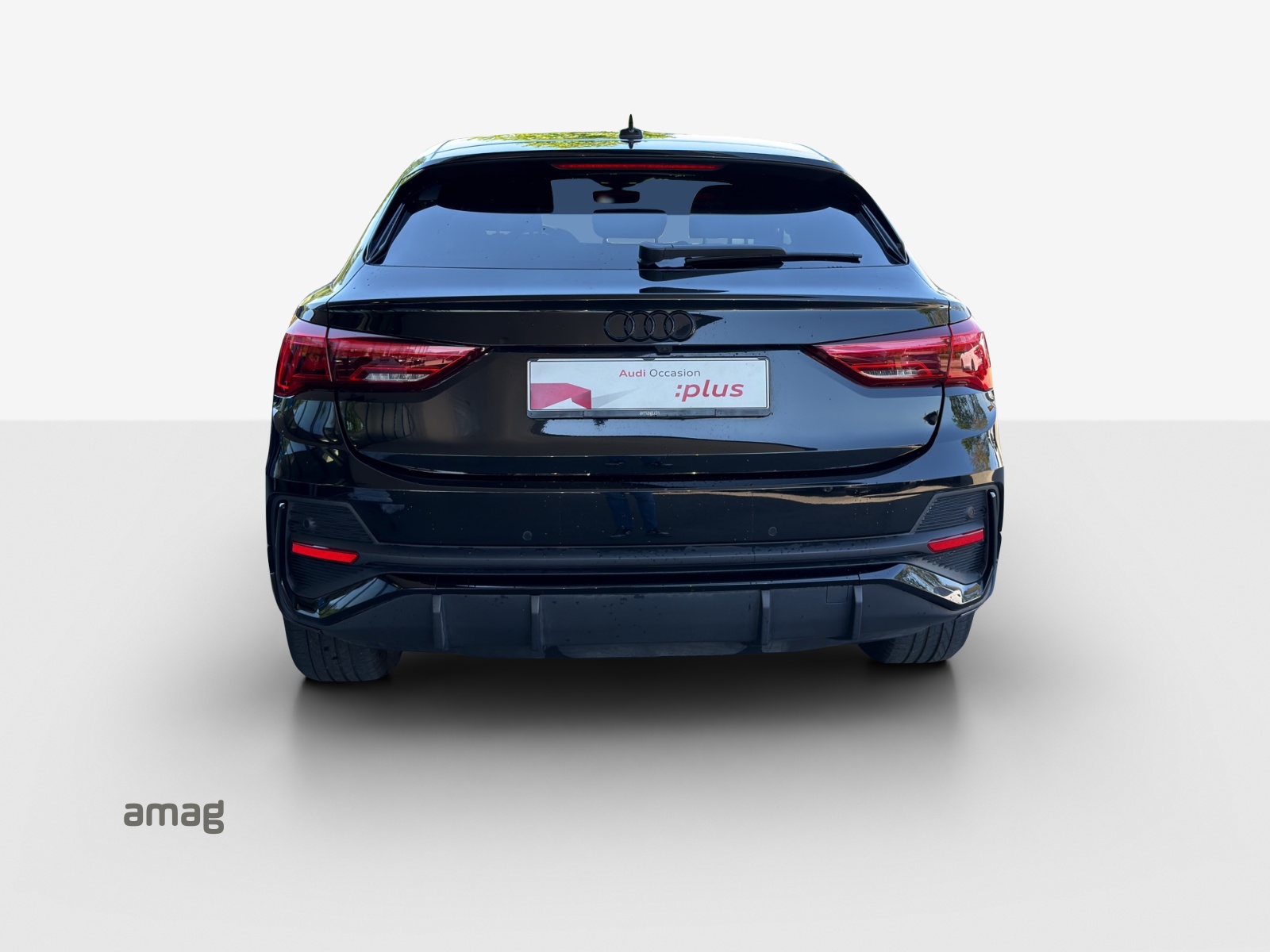 AUDI Q3 Sportback 35 TFSI S line Attraction S-tronic-image-3