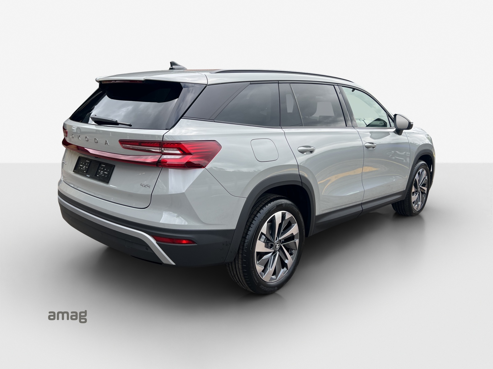 SKODA Kodiaq Dynamic 2.0TSI 204PS 7DSG4x4-image-4