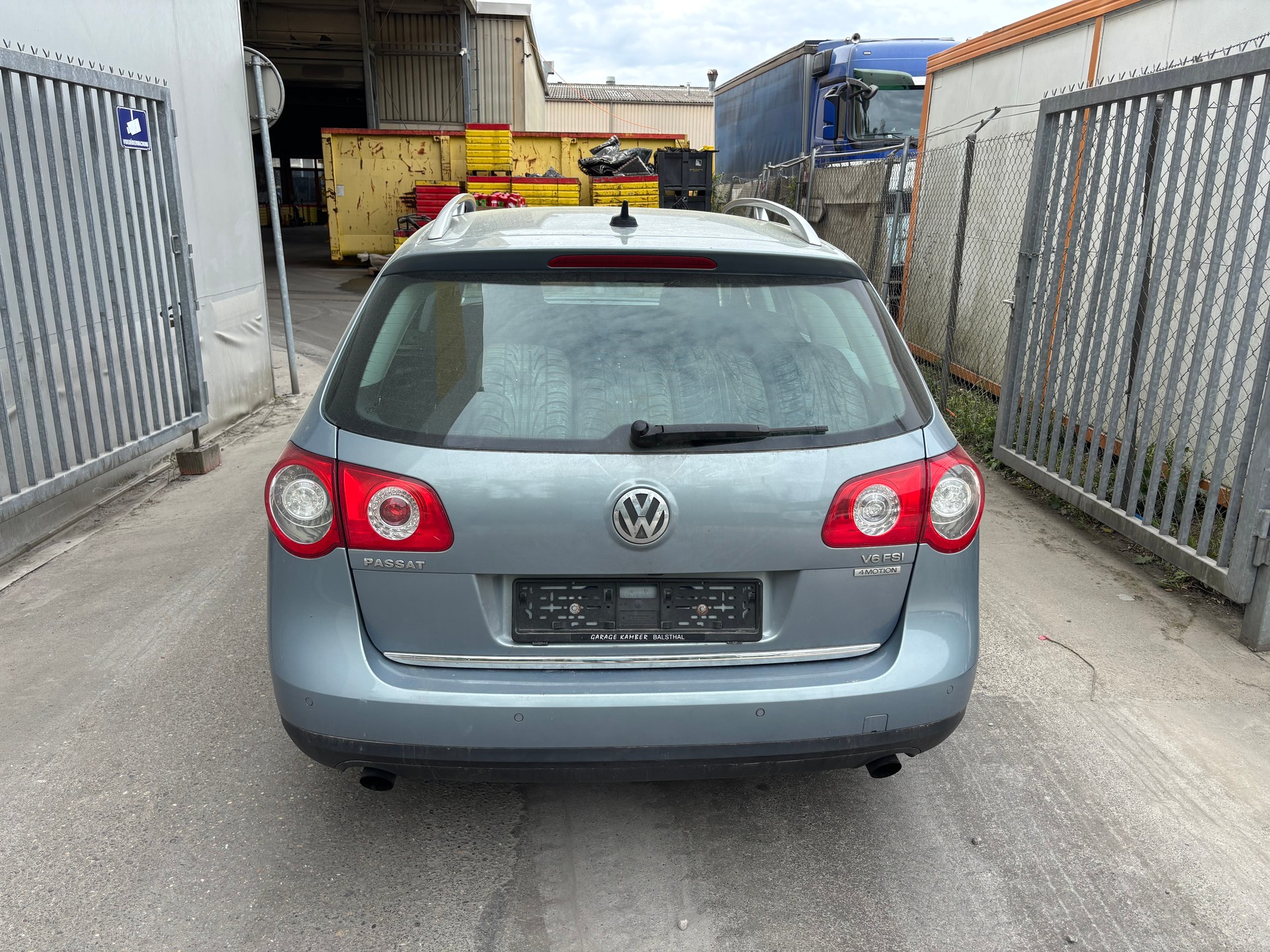 VW PASSAT-image-5