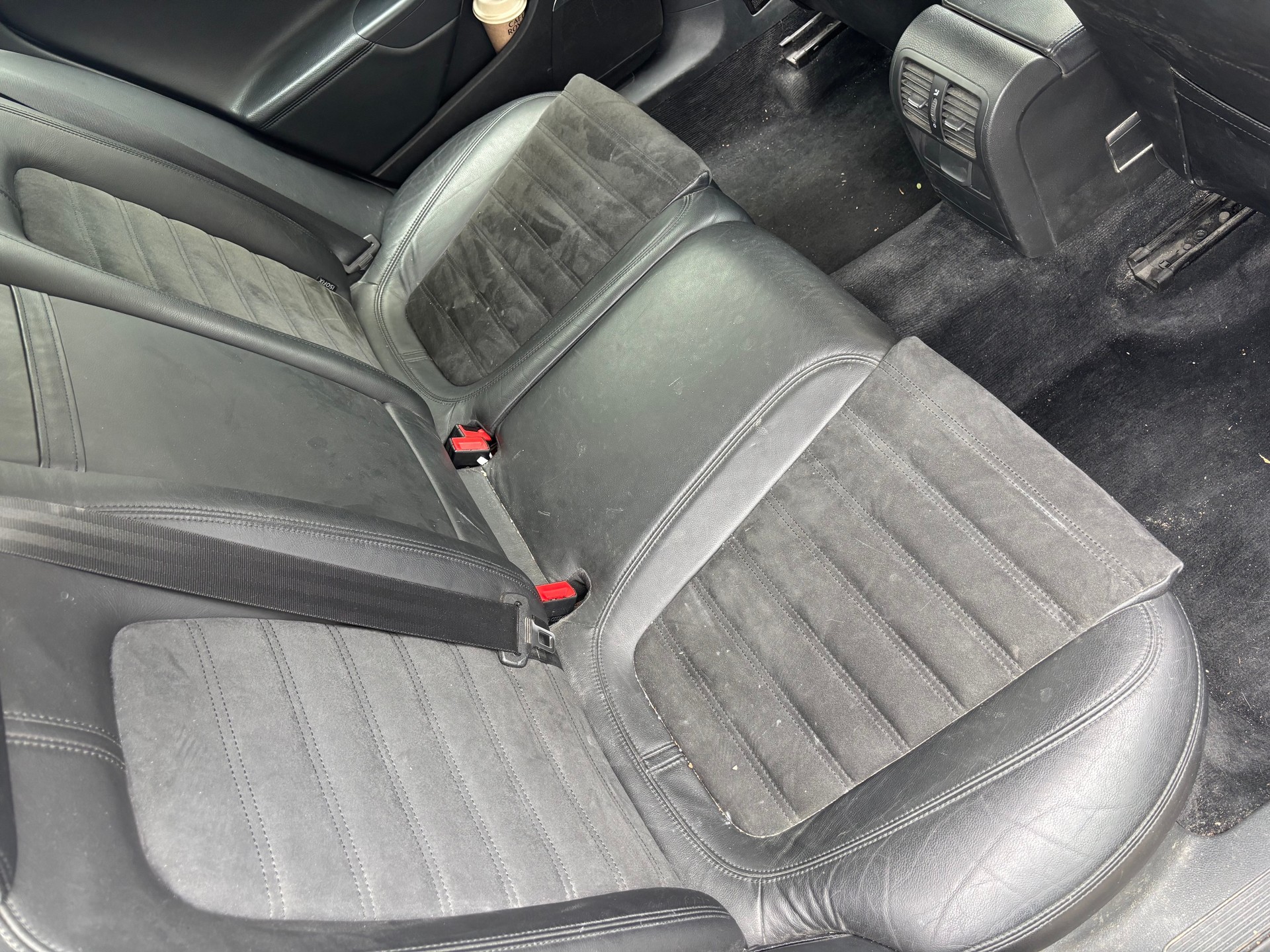 VW PASSAT-image-11