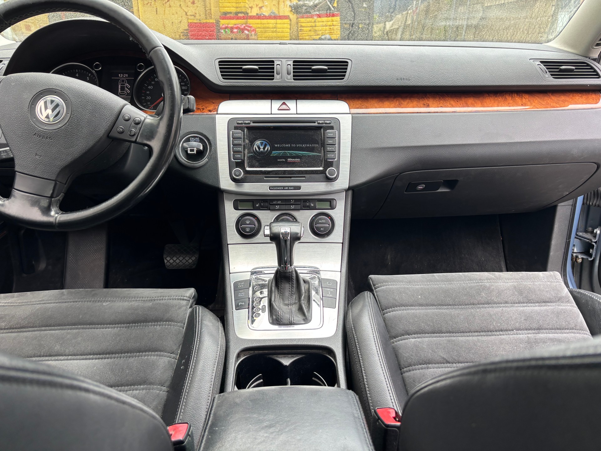 VW PASSAT-image-9