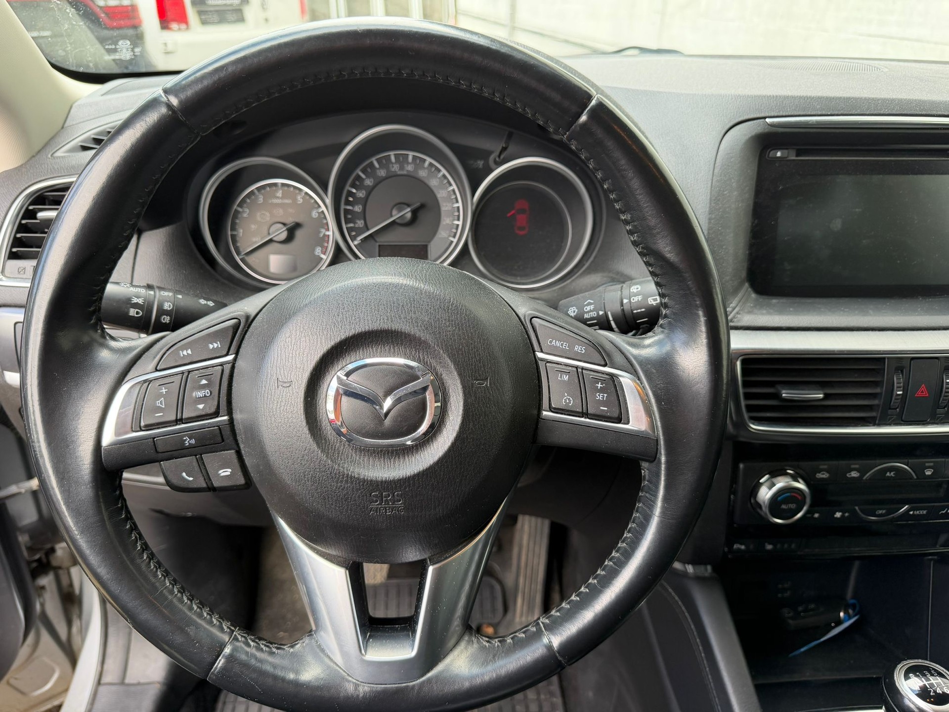 MAZDA CX-5 2.0 Revolution AWD-image-8