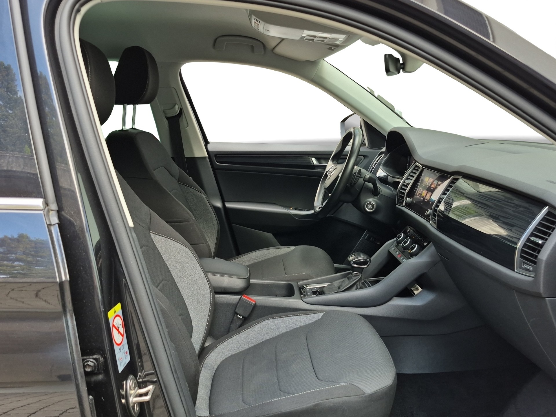 SKODA Kodiaq 2.0 TDI SCR Clever 4x4 DSG *Anhängerkupplung*-image-11