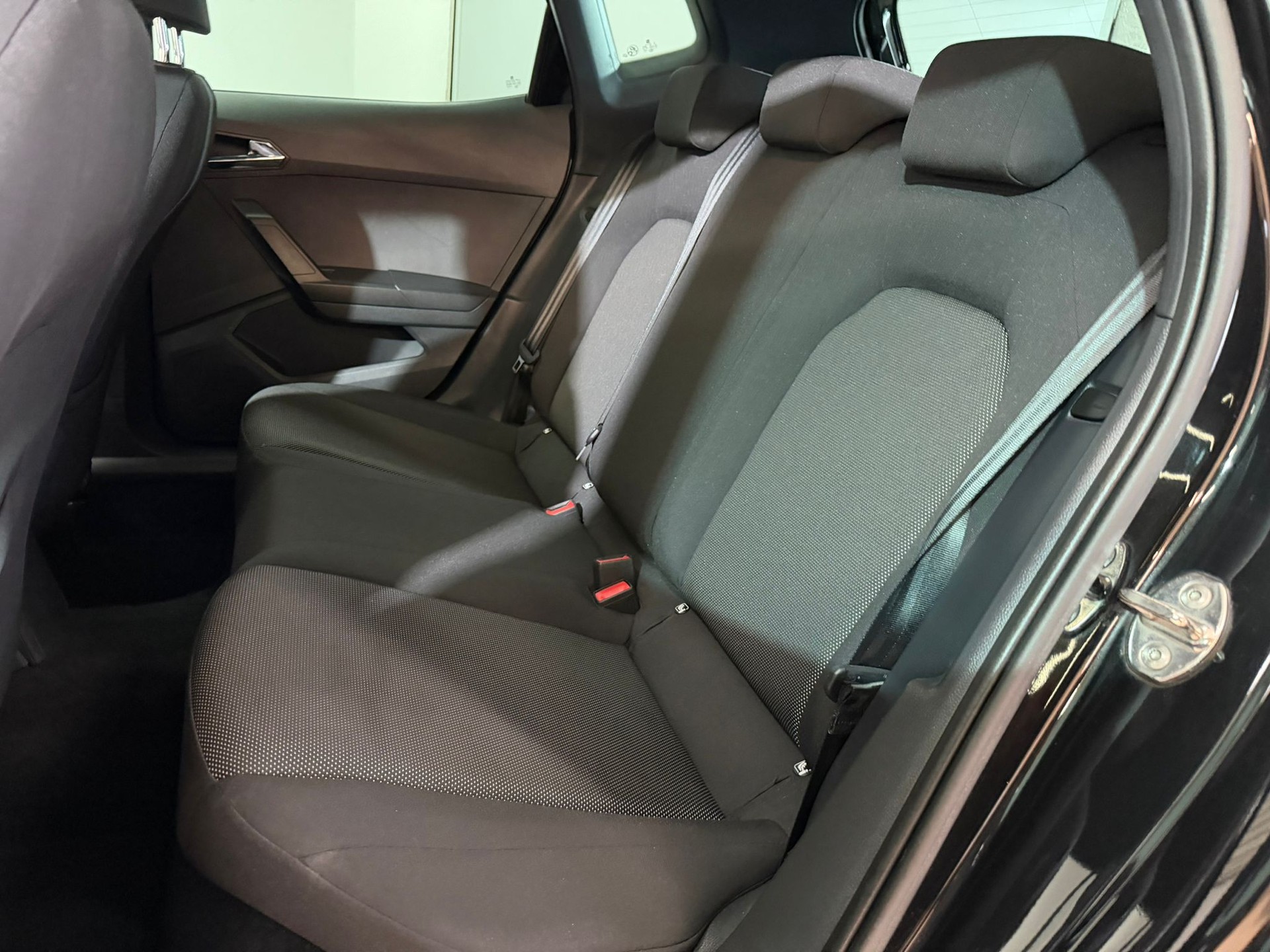 SEAT Arona 1.0 TSI Eco Last Edition DSG-image-8