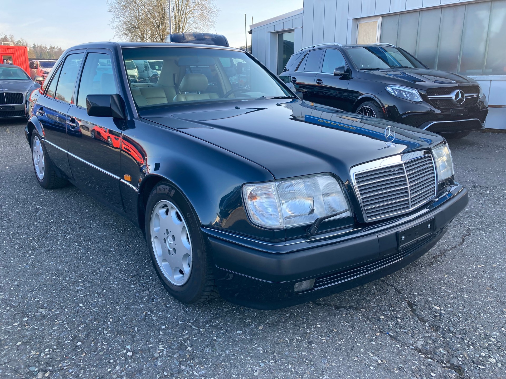 MERCEDES-BENZ 500 E Automatic *Veteran*-image-1
