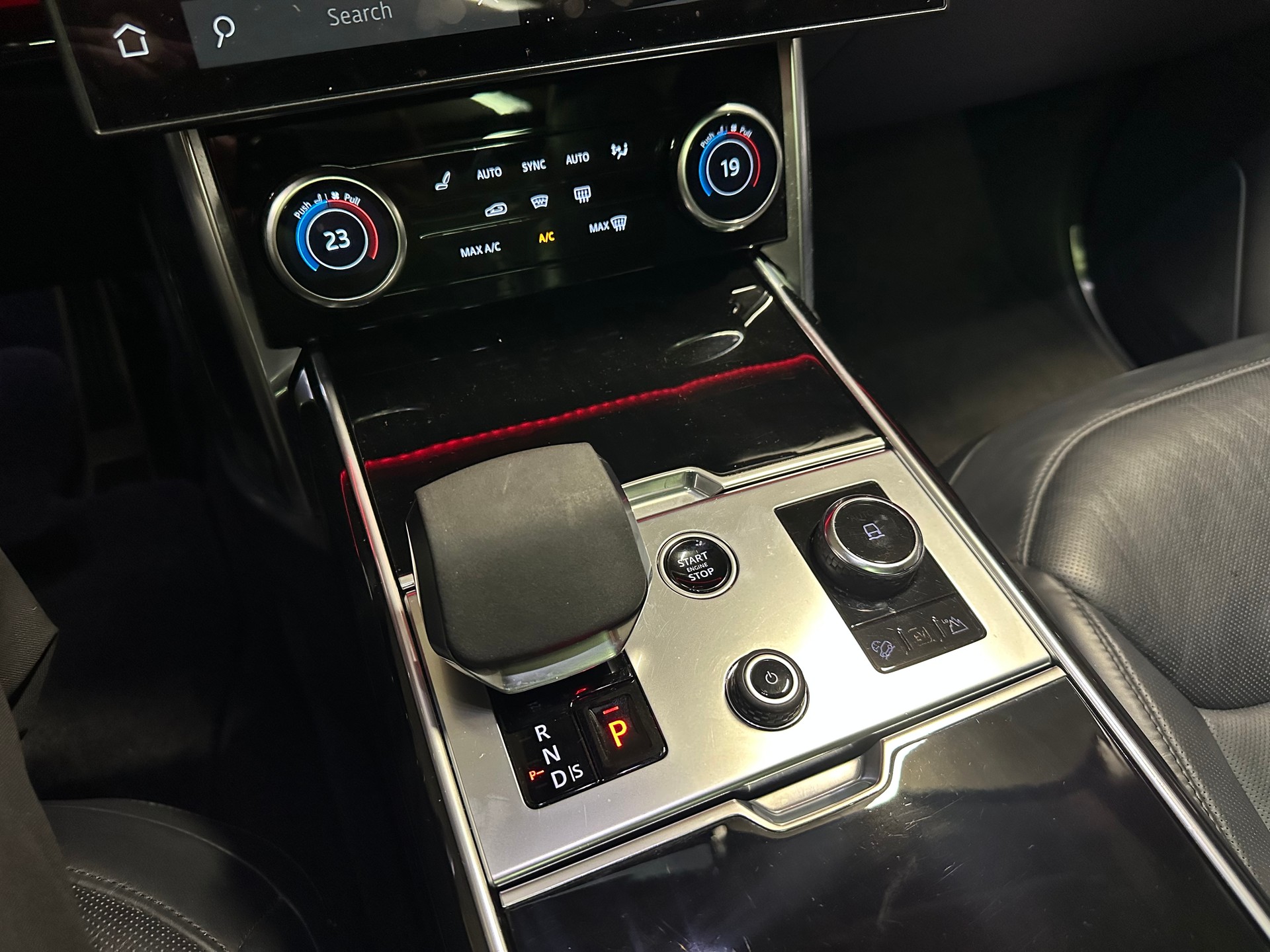 LAND ROVER Range Rover D350 3.0D I6 MHEV Autobiography Automatic-image-14
