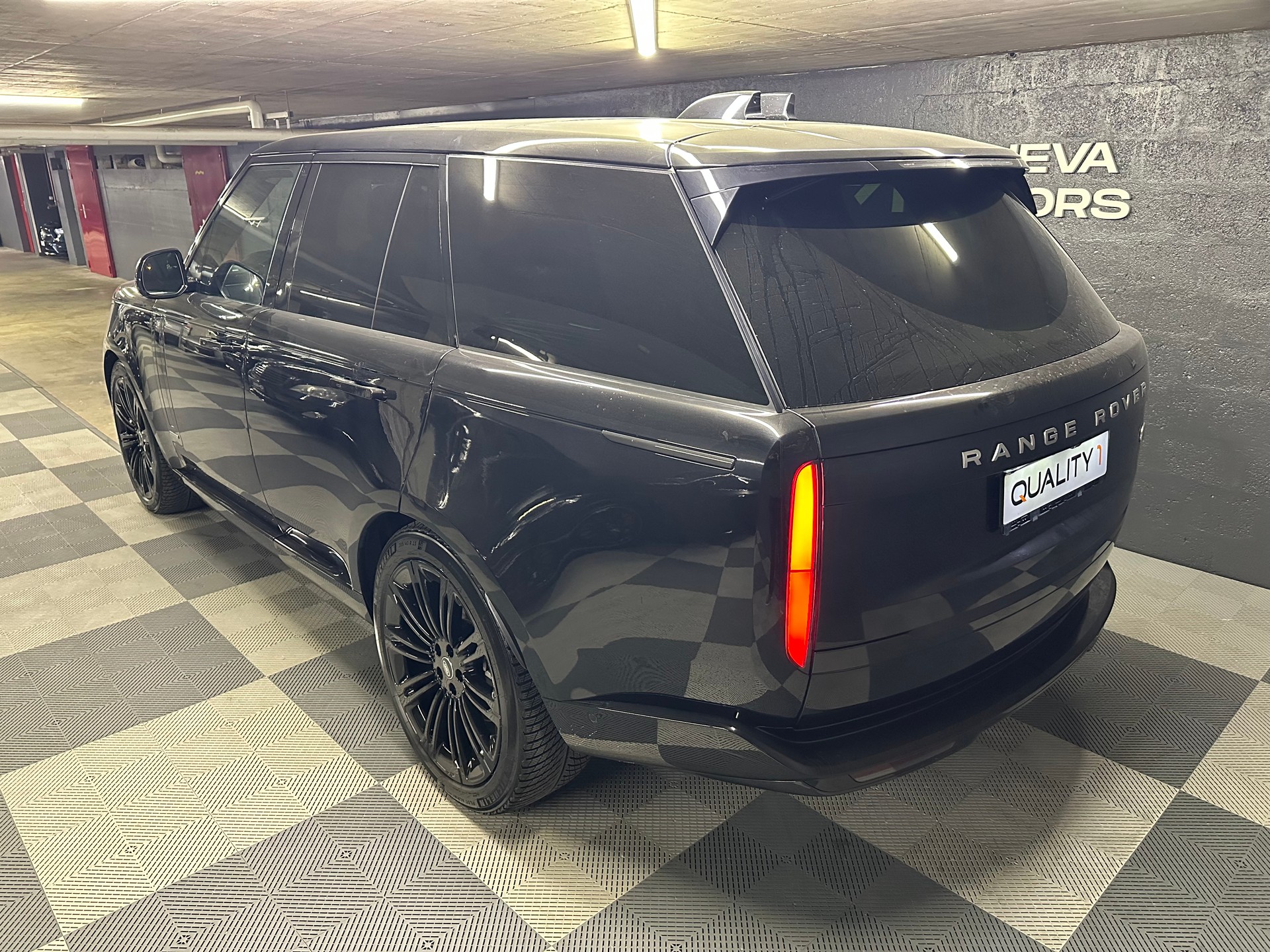 LAND ROVER Range Rover D350 3.0D I6 MHEV Autobiography Automatic-image-5