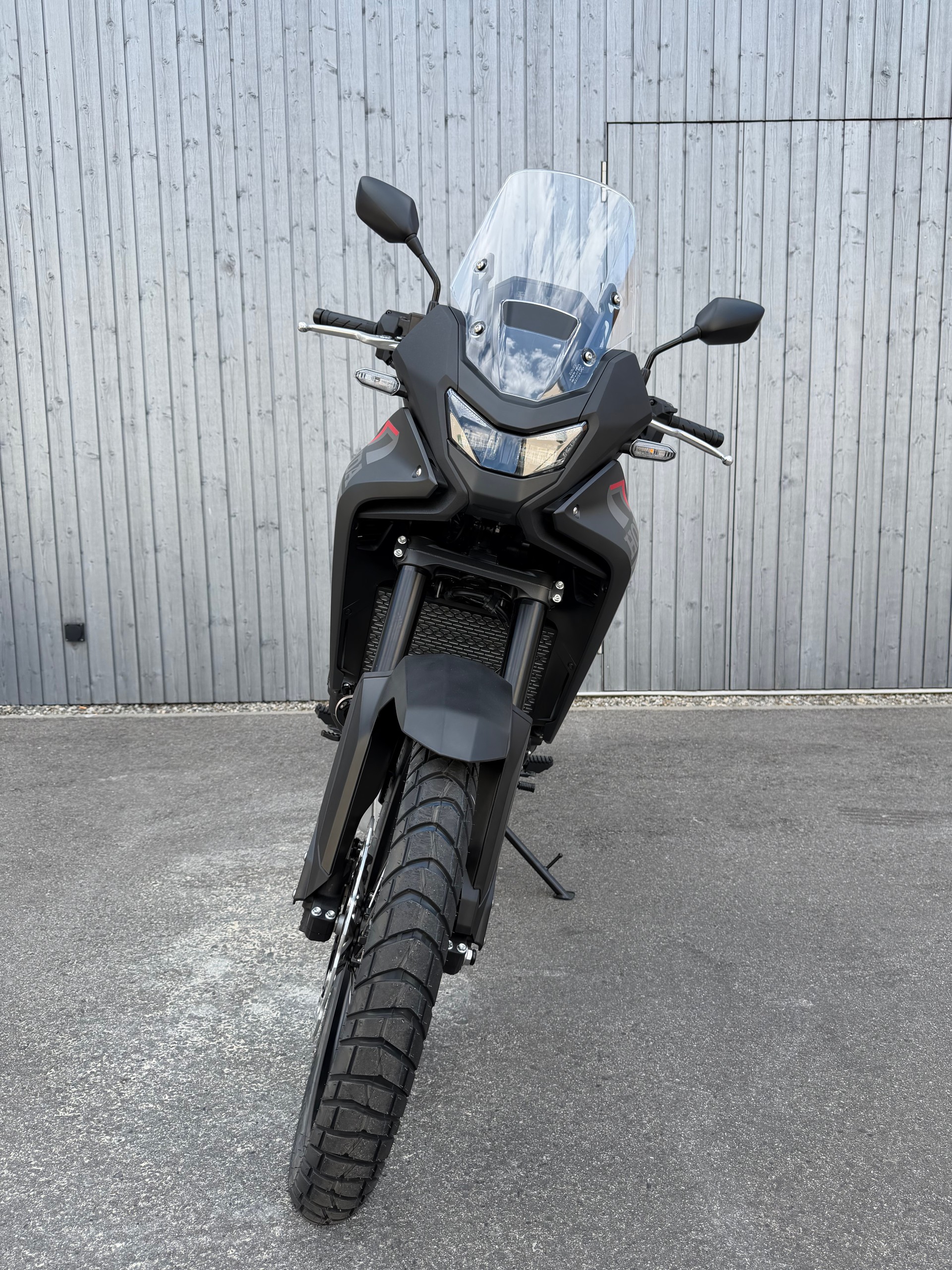 HONDA E-Cluch-showroom-element-2